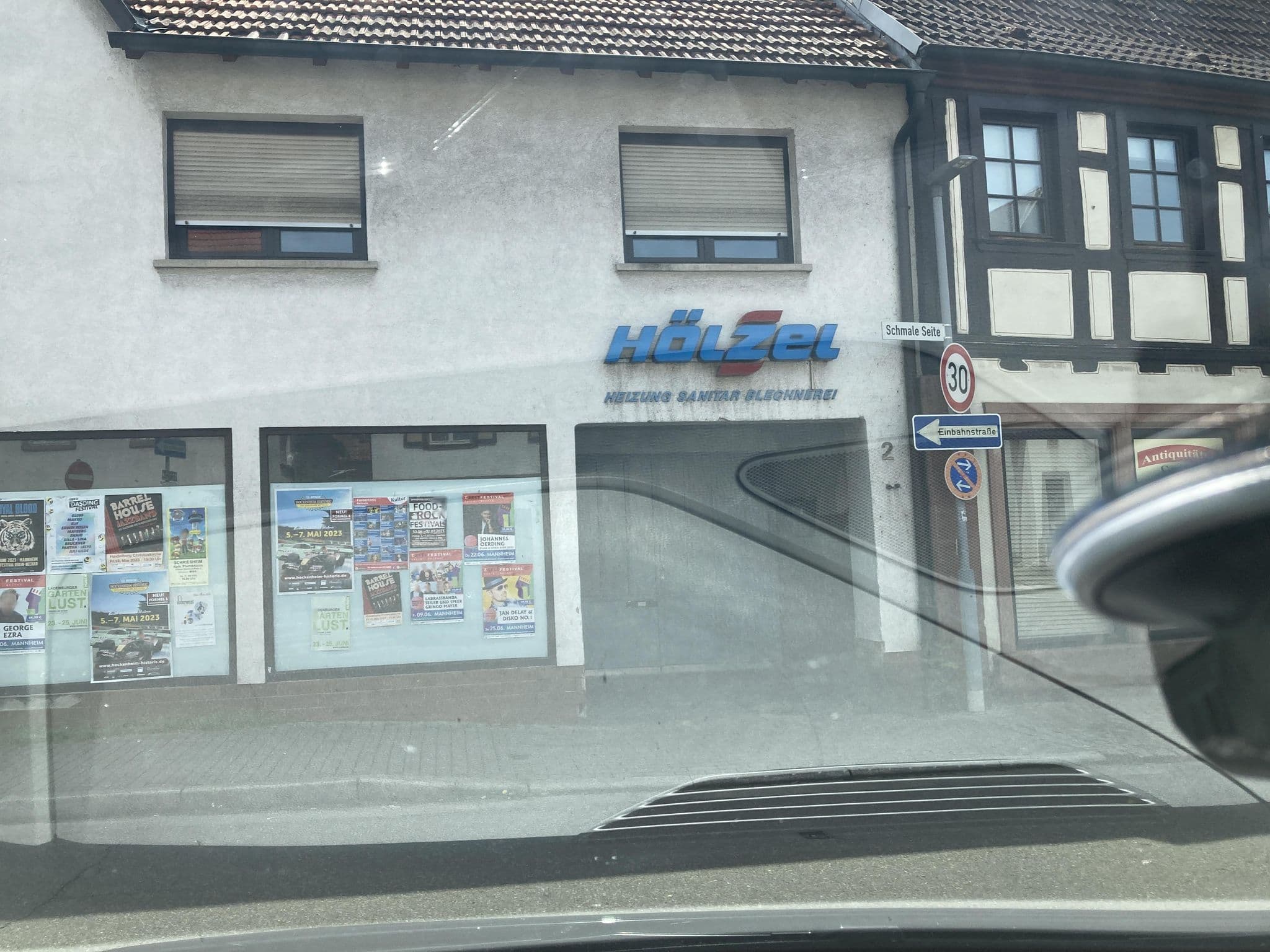 Street view near Ferienwohnung Schriesheim, Schriesheim — © robffm (CC BY-SA · Mapillary)