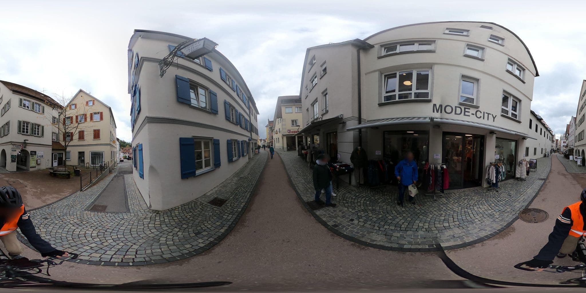 Street view near Altes Tor, Bad Waldsee — © RadNETZ (CC BY-SA · Mapillary)