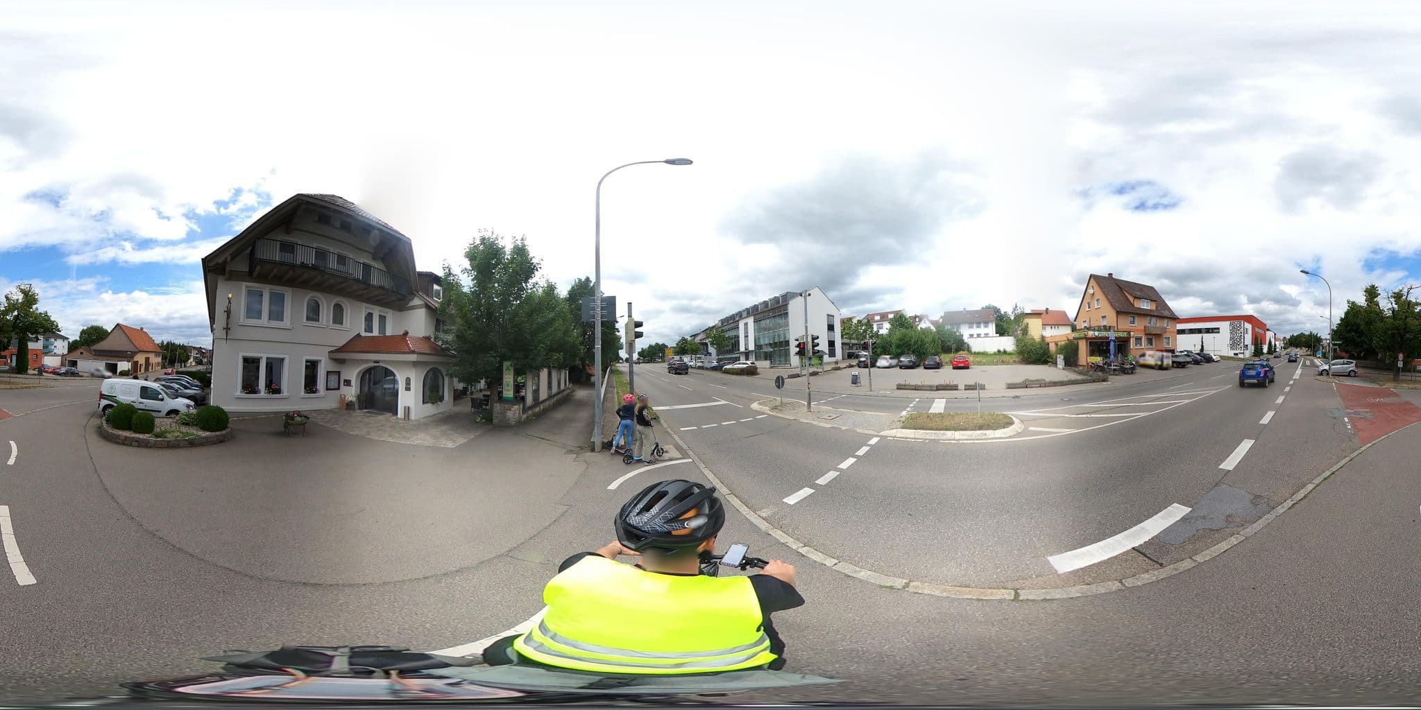 Street view near Grüner Baum, Donaueschingen — © RadNETZ (CC BY-SA · Mapillary)