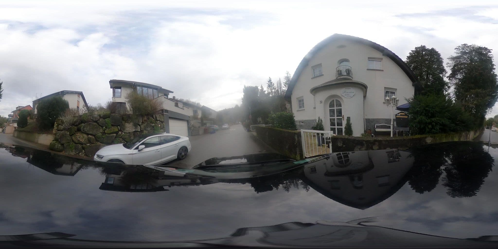 Street view near Pension Hörr, Hemsbach — © Bb8011393 (CC BY-SA · Mapillary)
