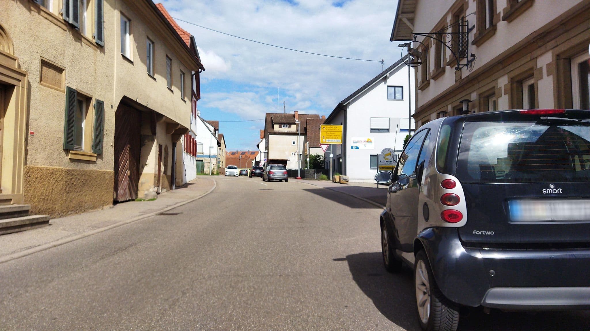 Street view near Gasthaus zum Ochsen, Brackenheim — © changchun1 (CC BY-SA · Mapillary)