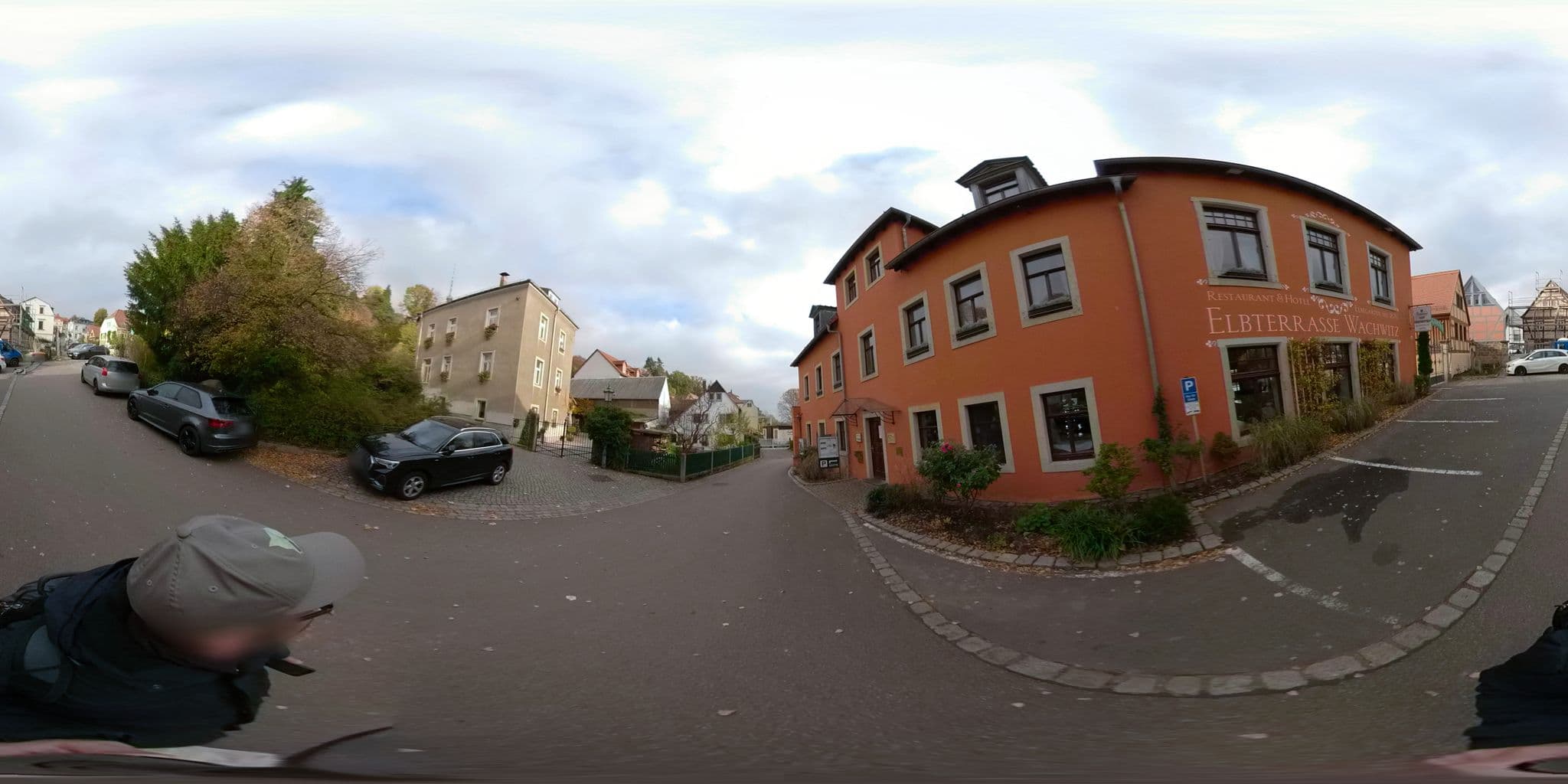 Street view near Elbterrasse Wachwitz, Loschwitz — © ntl97 (CC BY-SA · Mapillary)