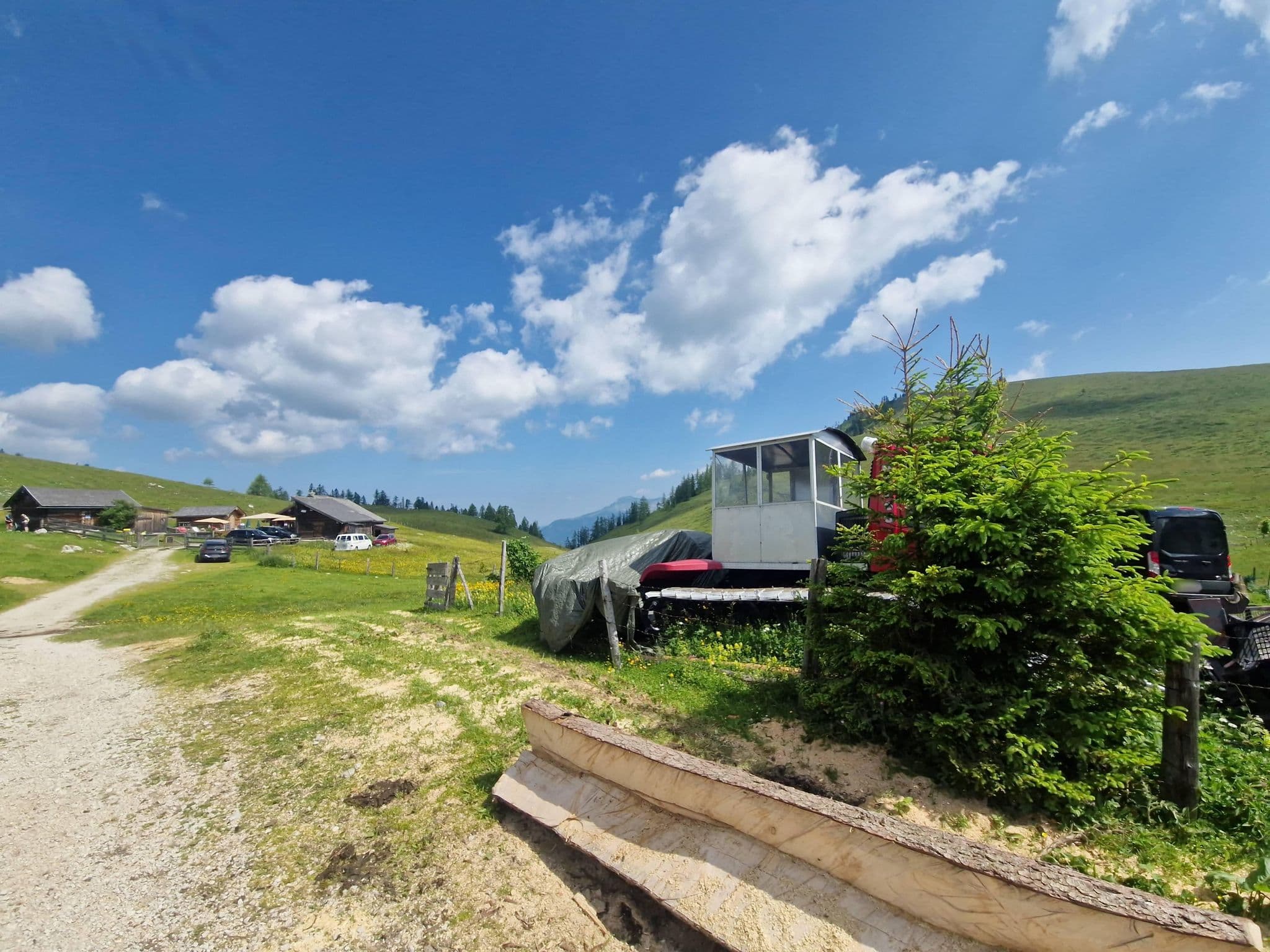 Street view near Schafbergblickhütte, Strobl — © arrt (CC BY-SA · Mapillary)
