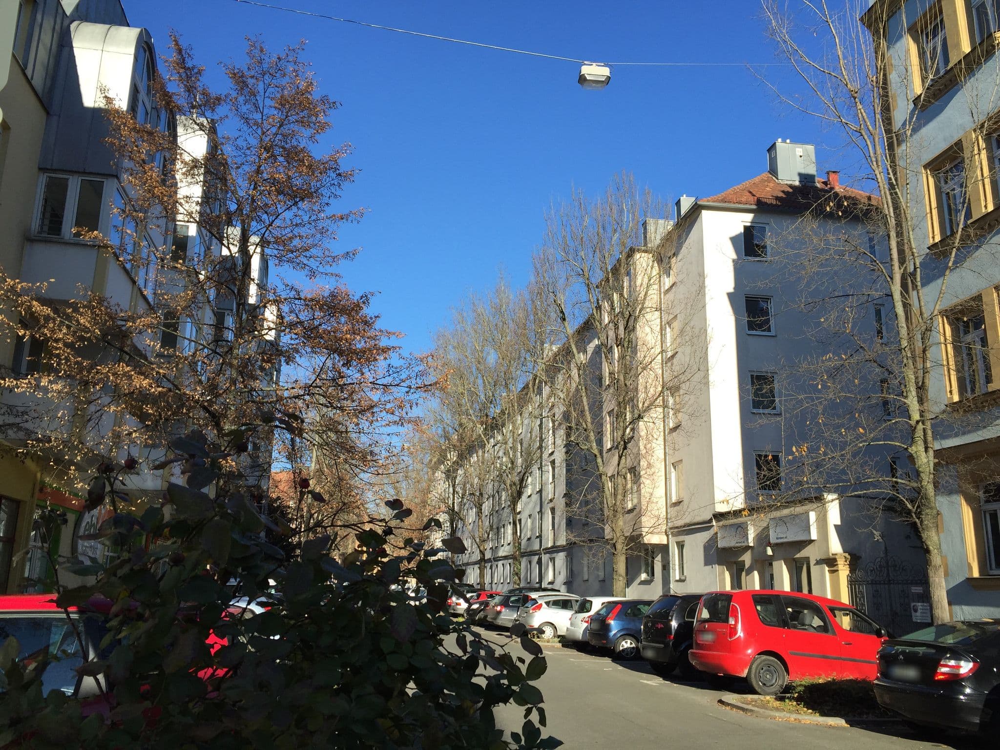 Street view near INVITE Hotel an der Kaiserburg, Nuremberg — © richlv (CC BY-SA · Mapillary)