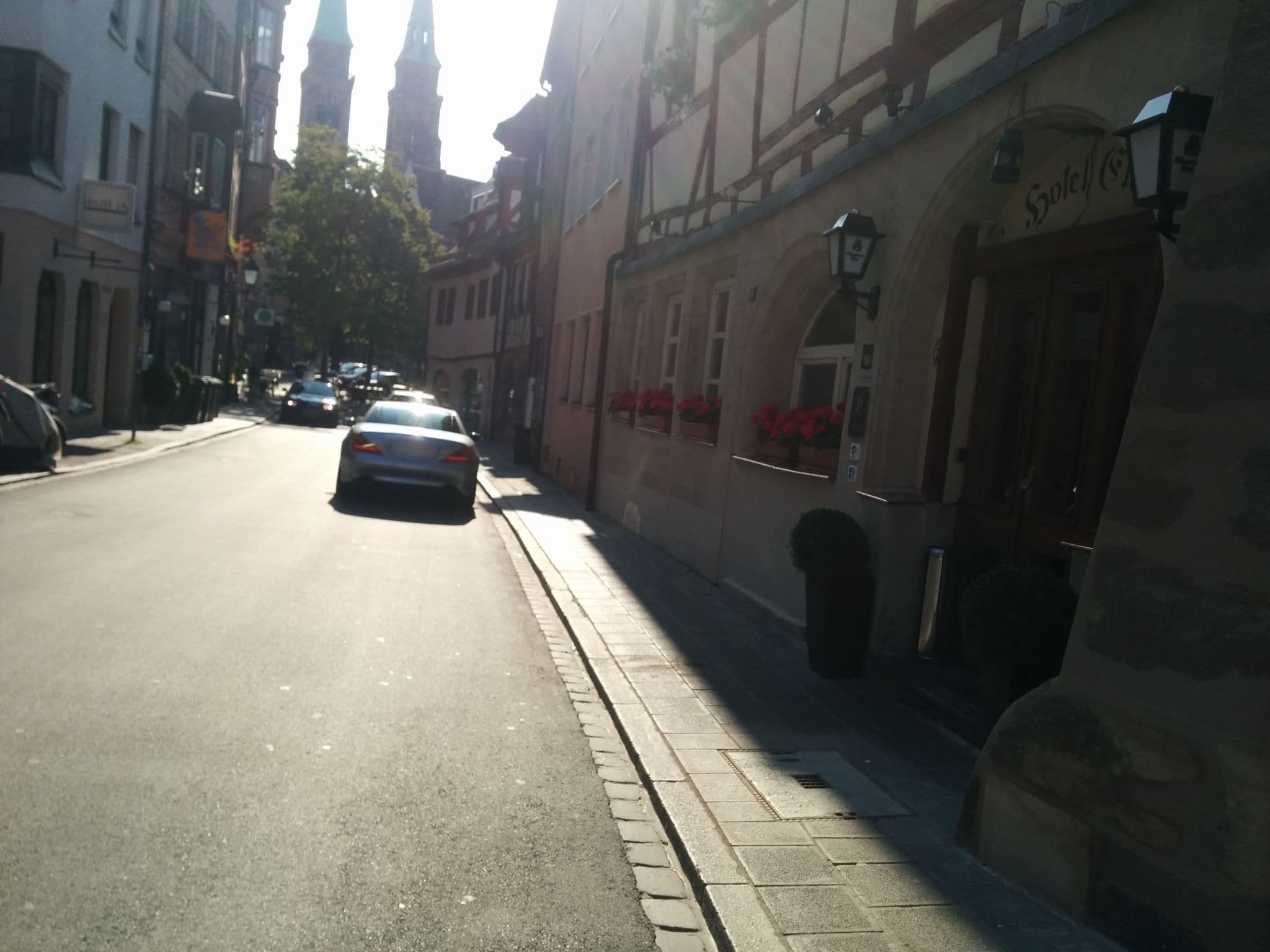 Street view near Hotel Elch, Nuremberg — © falk (CC BY-SA · Mapillary)