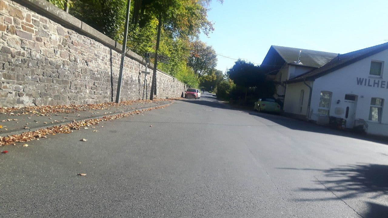 Street view near Bergischer Hof, Fürthen — © changchun1 (CC BY-SA · Mapillary)