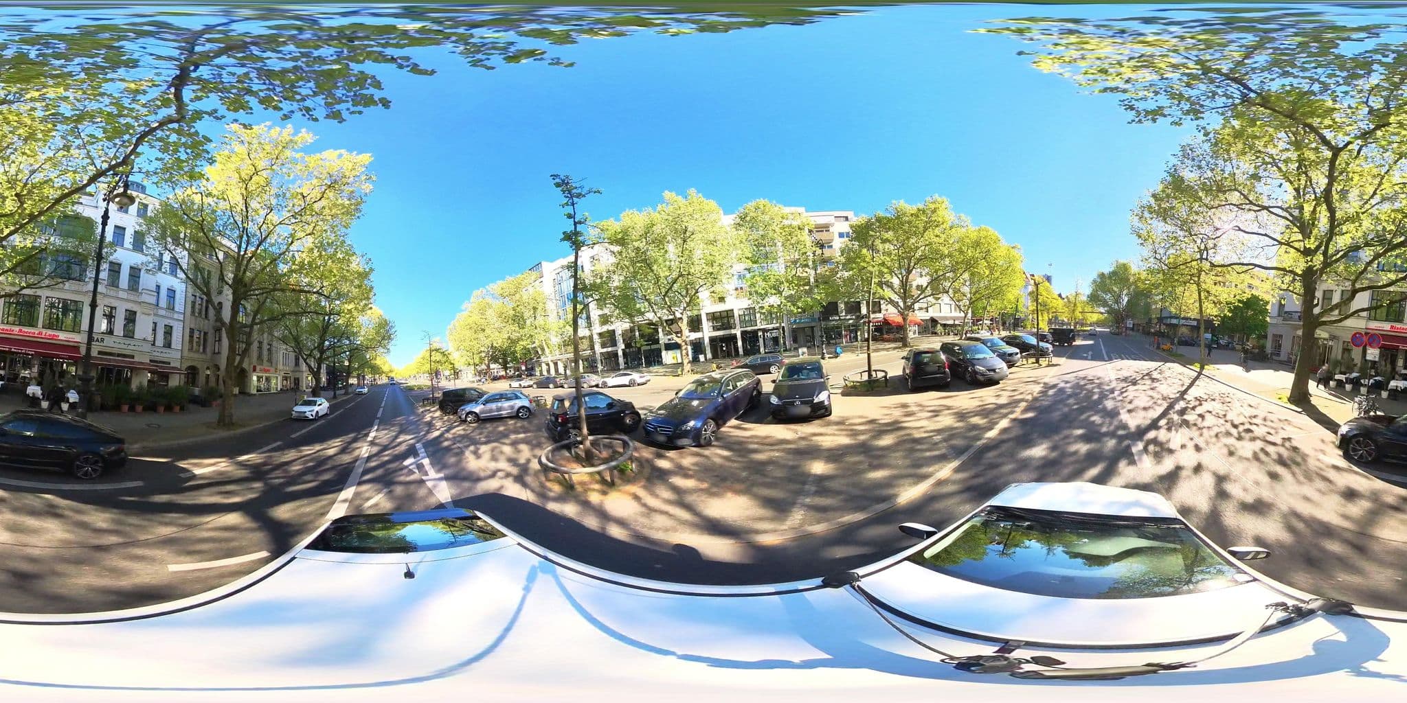 Street view near Louisas Place, Halensee — © osmplus_org (CC BY-SA · Mapillary)