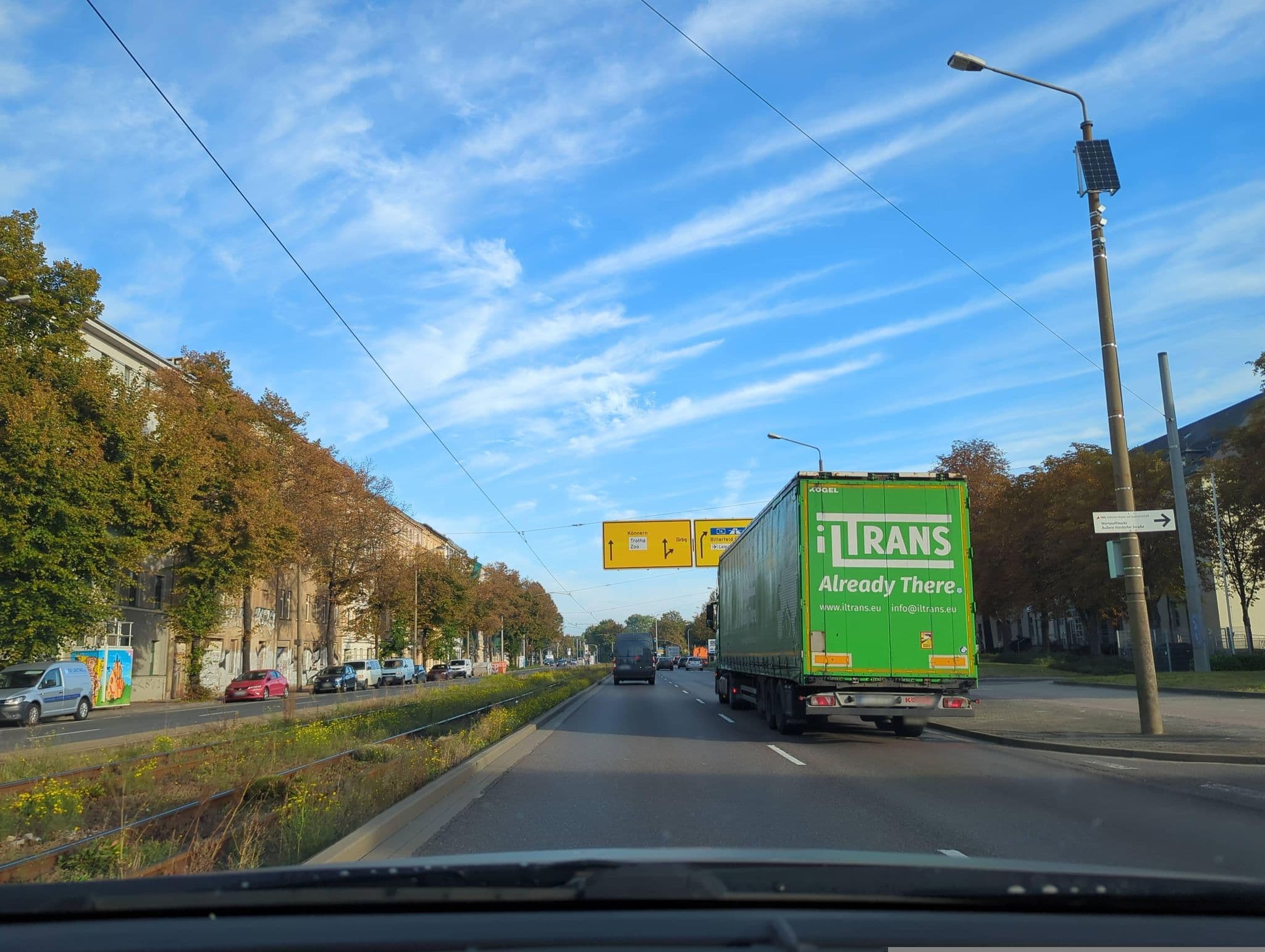 Street view near Jugendbegegnungs- u. Beratungsstätte "Am Wasserturm", Halle (Saale) — © AlexSpritze (CC BY-SA · Mapillary)
