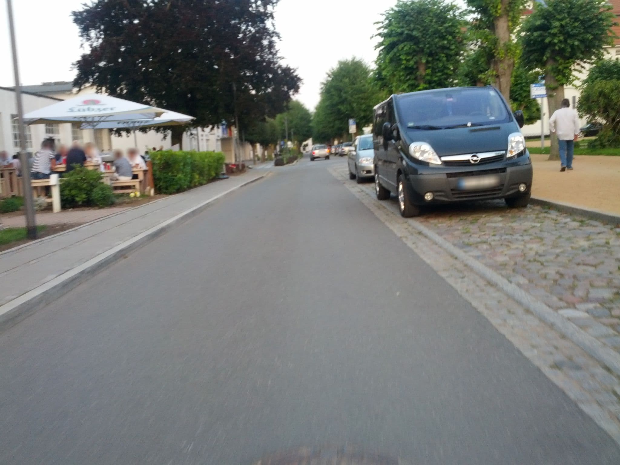 Street view near Max am Meer, Ostseebad Kühlungsborn — © zoegglmeyr (CC BY-SA · Mapillary)