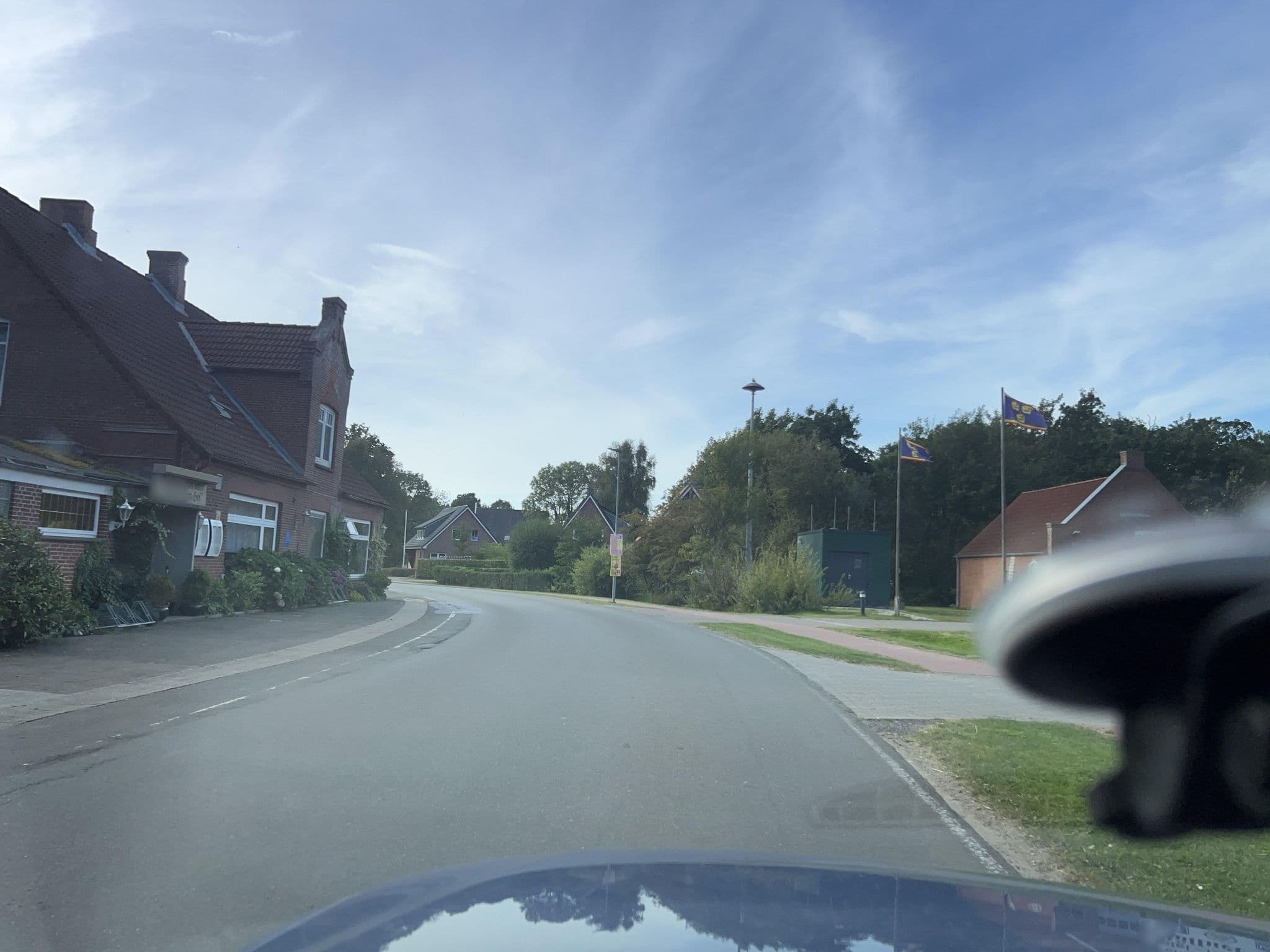 Street view near Möllner Hof, Garding — © robffm (CC BY-SA · Mapillary)