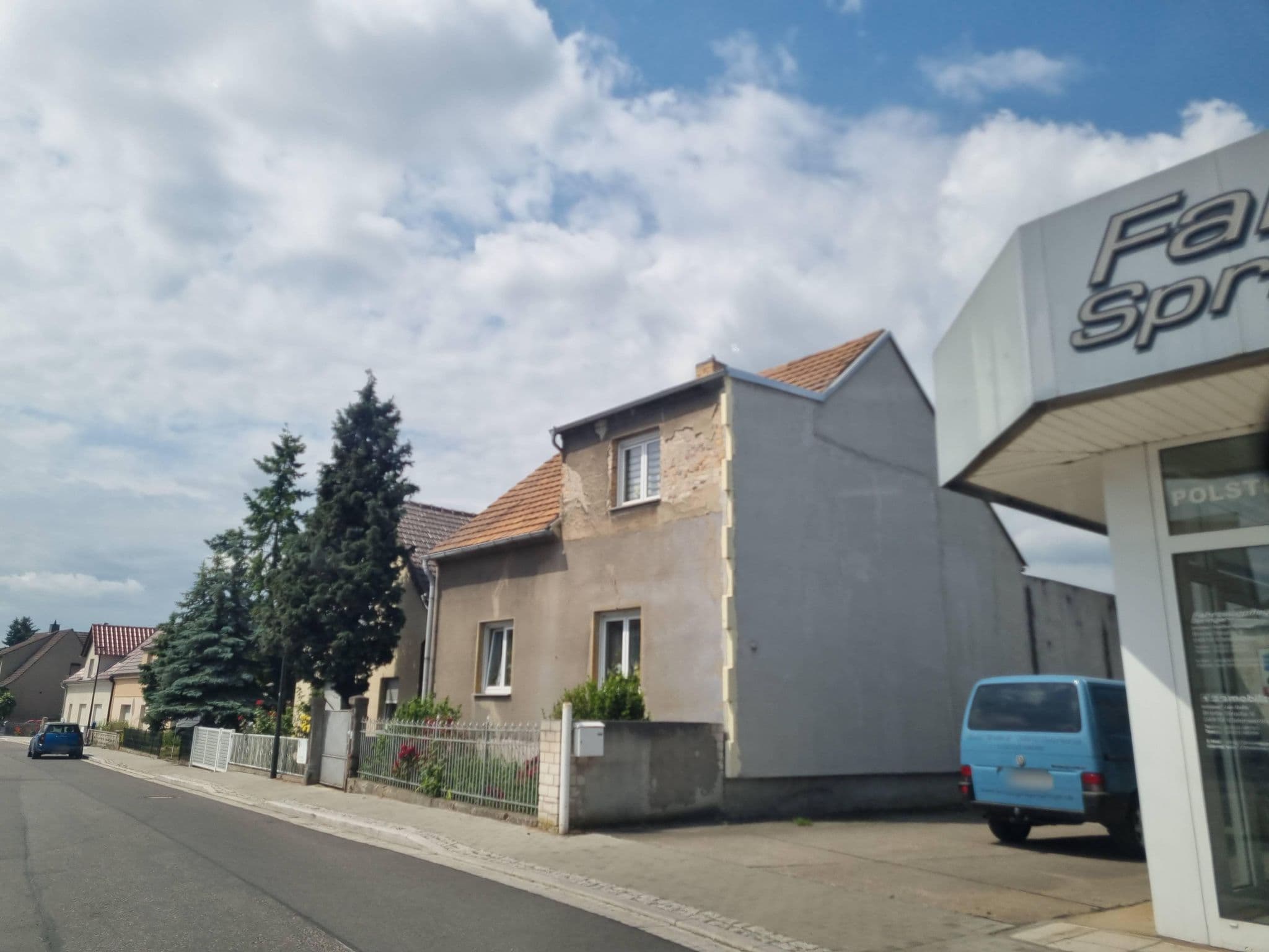 Street view near Restaurant Herr K, Elsterwerda — © dsmm (CC BY-SA · Mapillary)