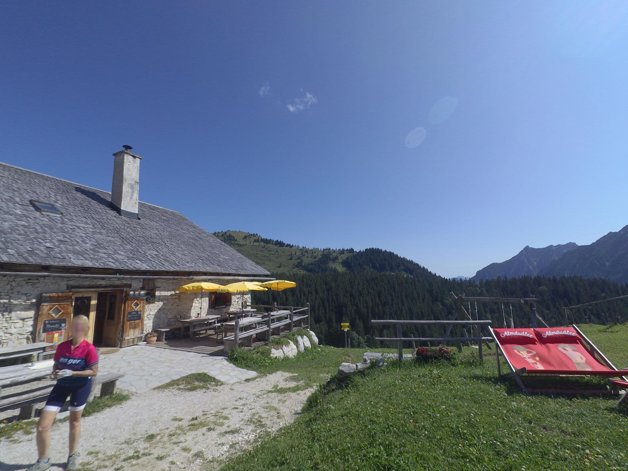 Street view near Historische Postalmhütte, Strobl — © schermy_at (CC BY-SA · Mapillary)