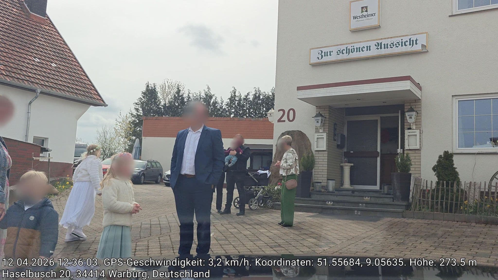 Street view near Zur Schönen Aussicht, Willebadessen — © amenophis (CC BY-SA · Mapillary)