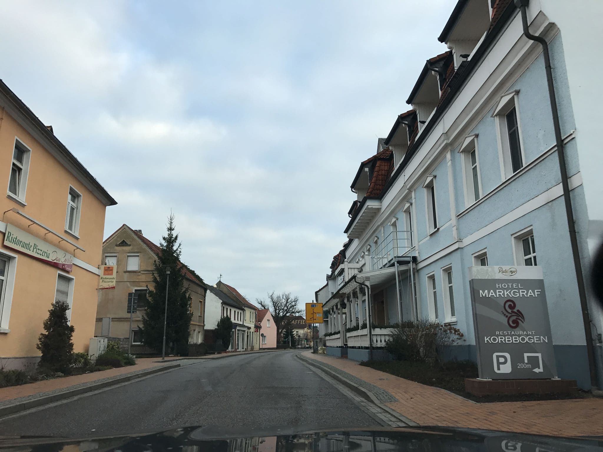 Street view near Hotel Markgraf, Borkwalde — © tb4711 (CC BY-SA · Mapillary)