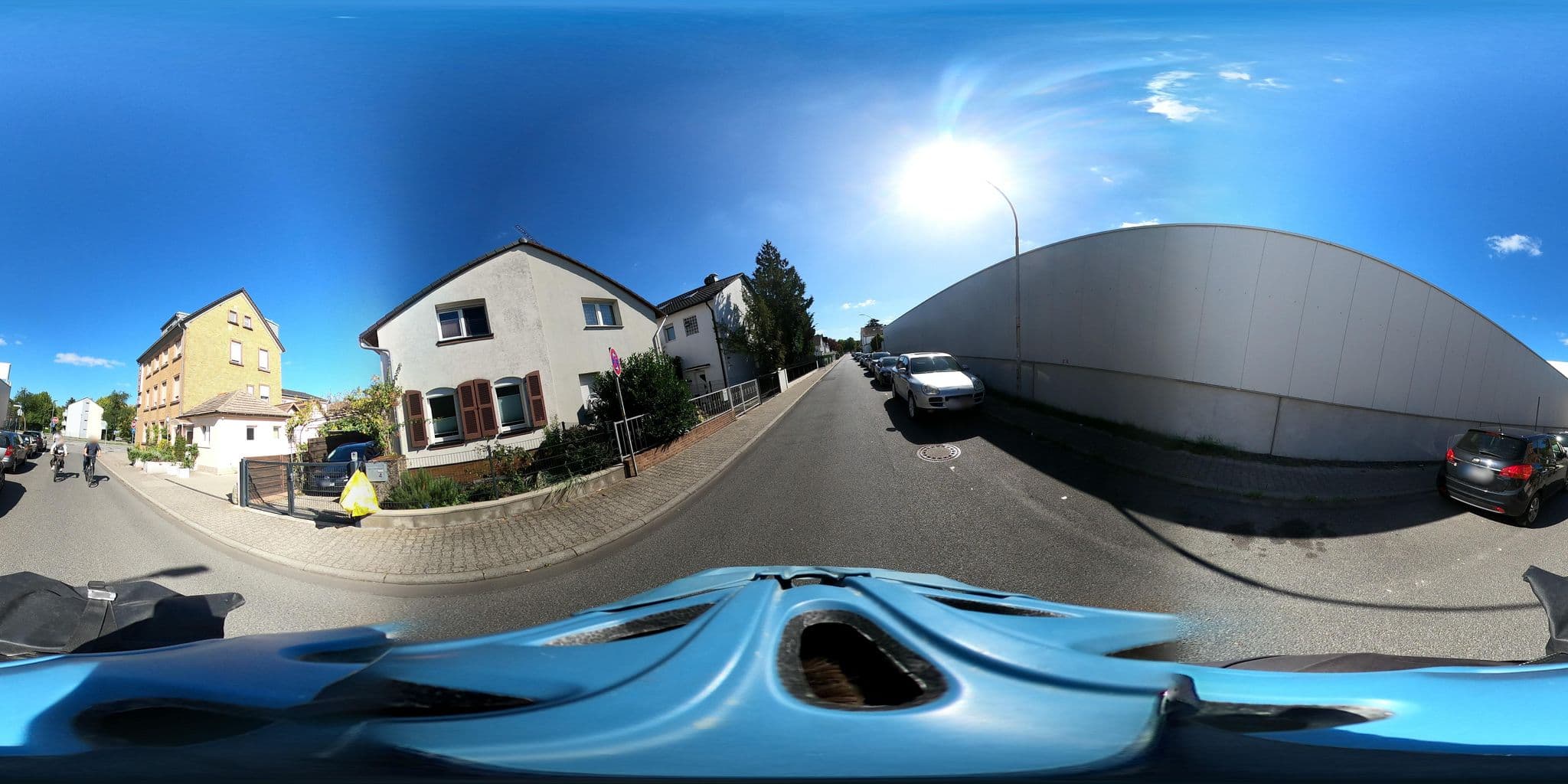 Street view near Hotel Casa, Neu-Isenburg — © TorstenKurz (CC BY-SA · Mapillary)