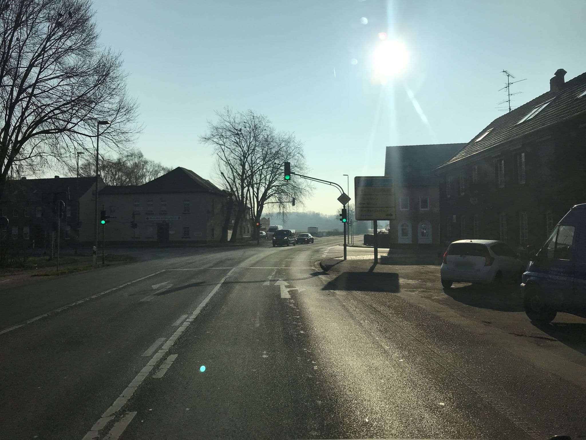 Street view near Alt Stocks, Neersen — © saschahaberkorn (CC BY-SA · Mapillary)