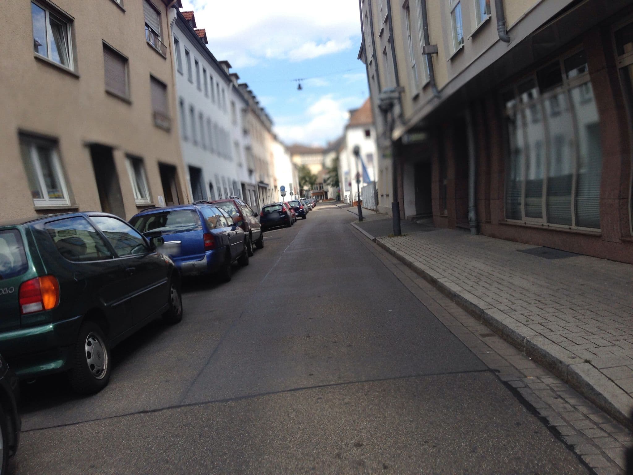 Street view near Hotel Residence, Hanau am Main — © flidolin (CC BY-SA · Mapillary)