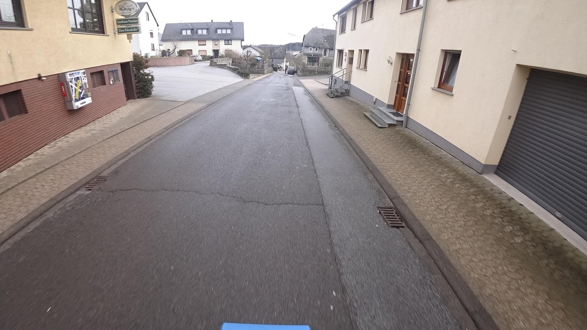 Street view near Zum Felsenkeller, Rheinböllen — © PhilippHilgert (CC BY-SA · Mapillary)