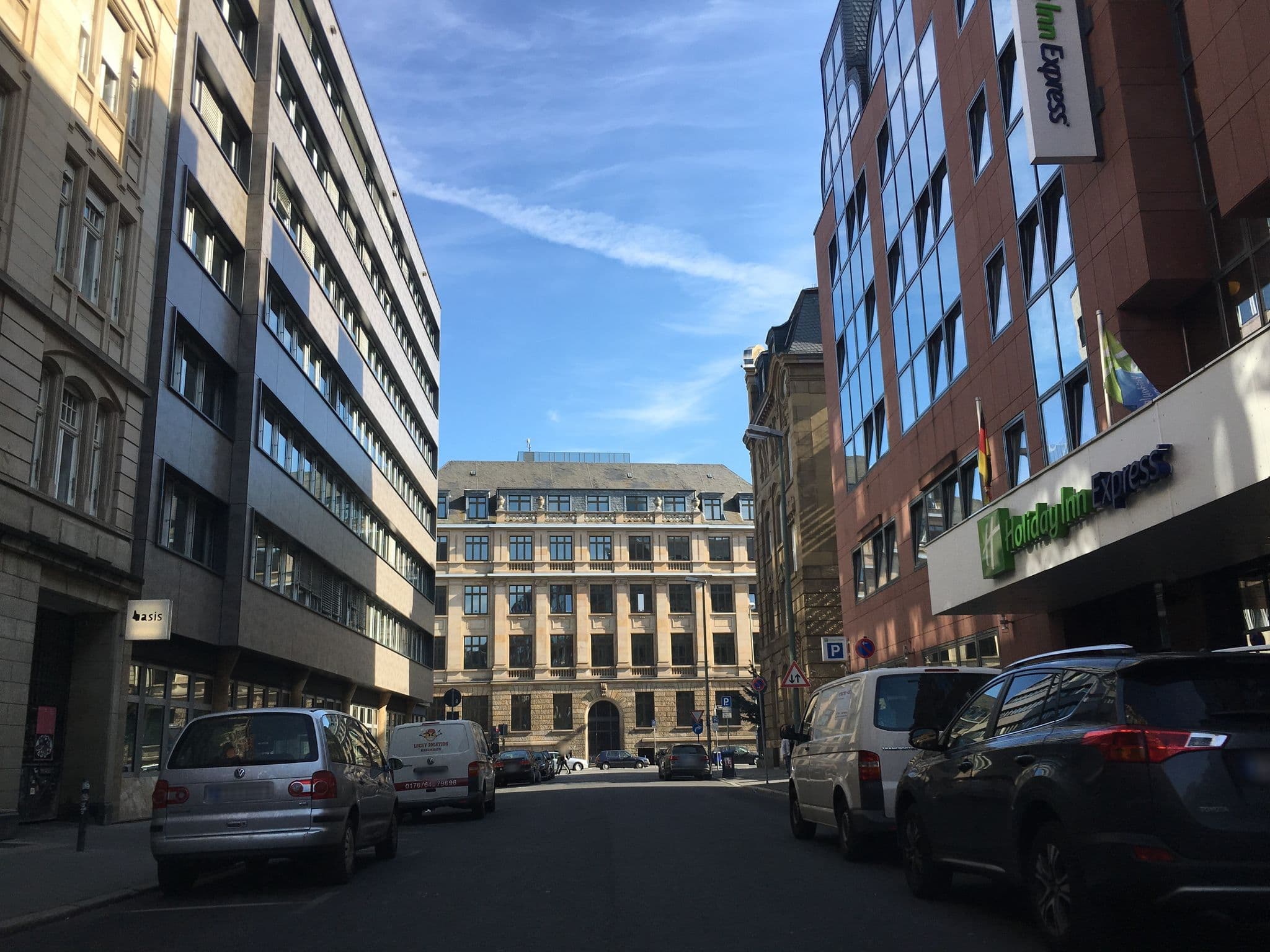 Street view near Nizza, Frankfurt am Main