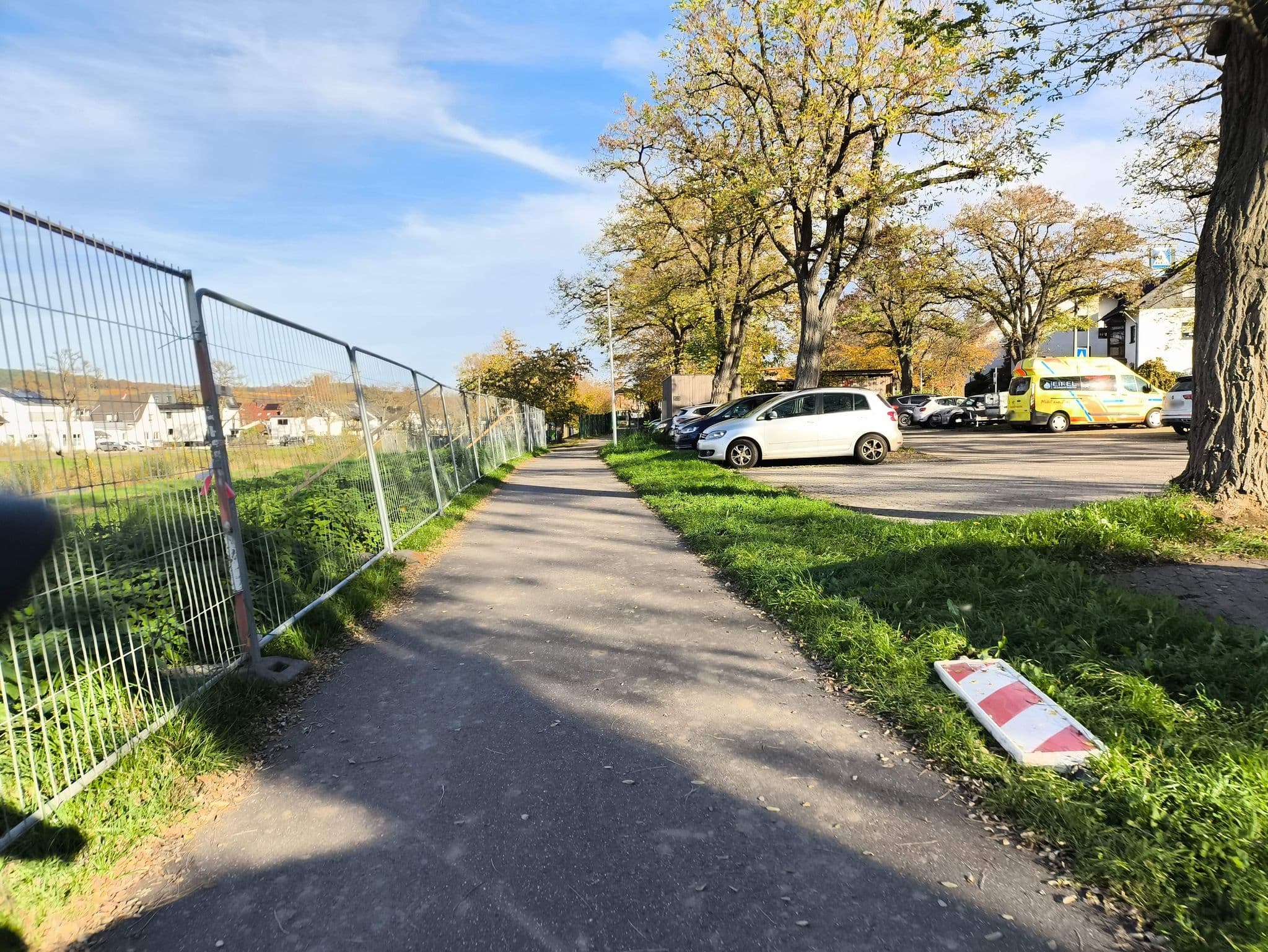 Street view near Wohnmobil-Hafen, Bad Neuenahr-Ahrweiler — © wolly79 (CC BY-SA · Mapillary)