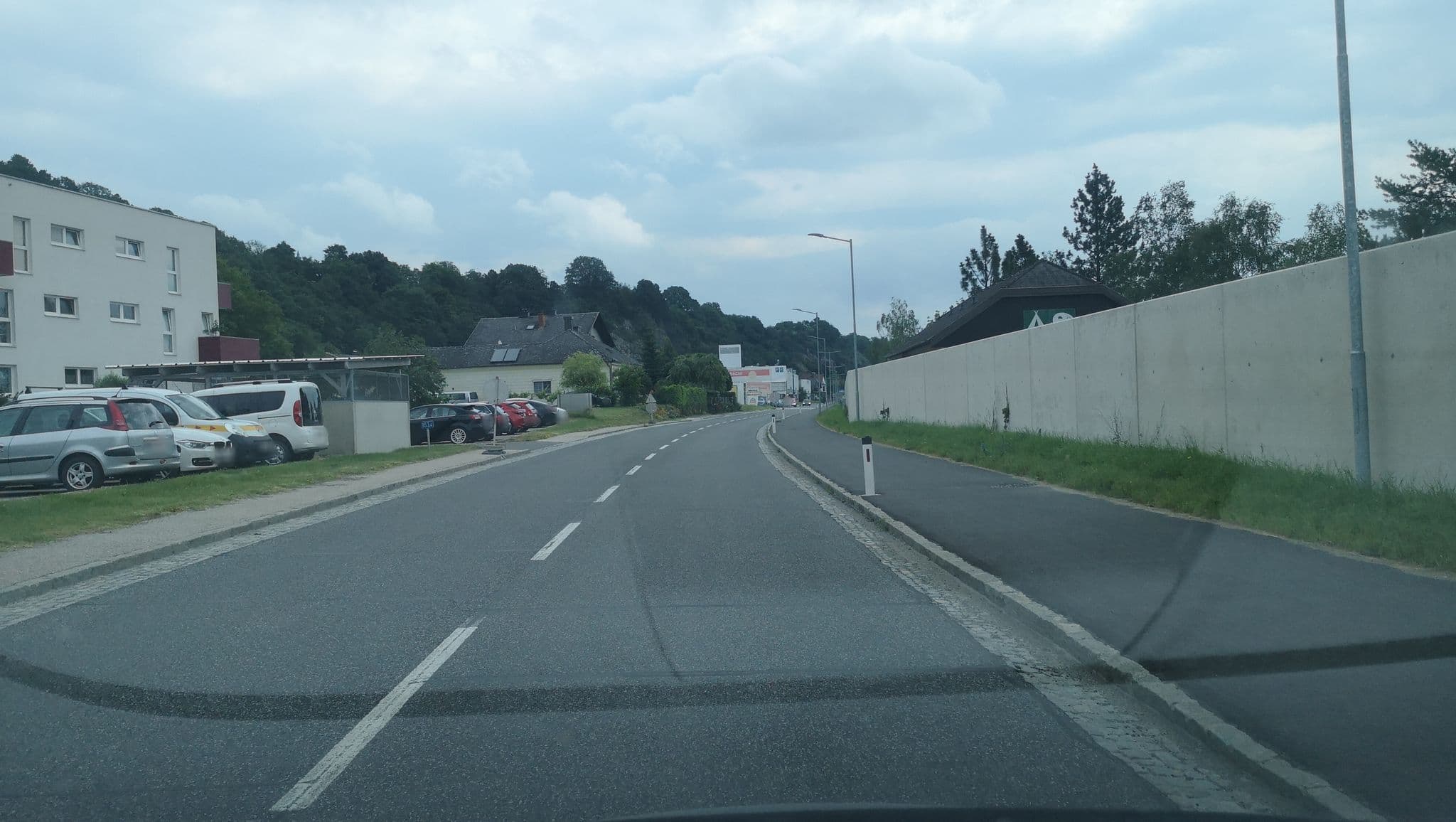 Street view near Campingplatz Marbach, Krumnussbaum — © schu_r (CC BY-SA · Mapillary)