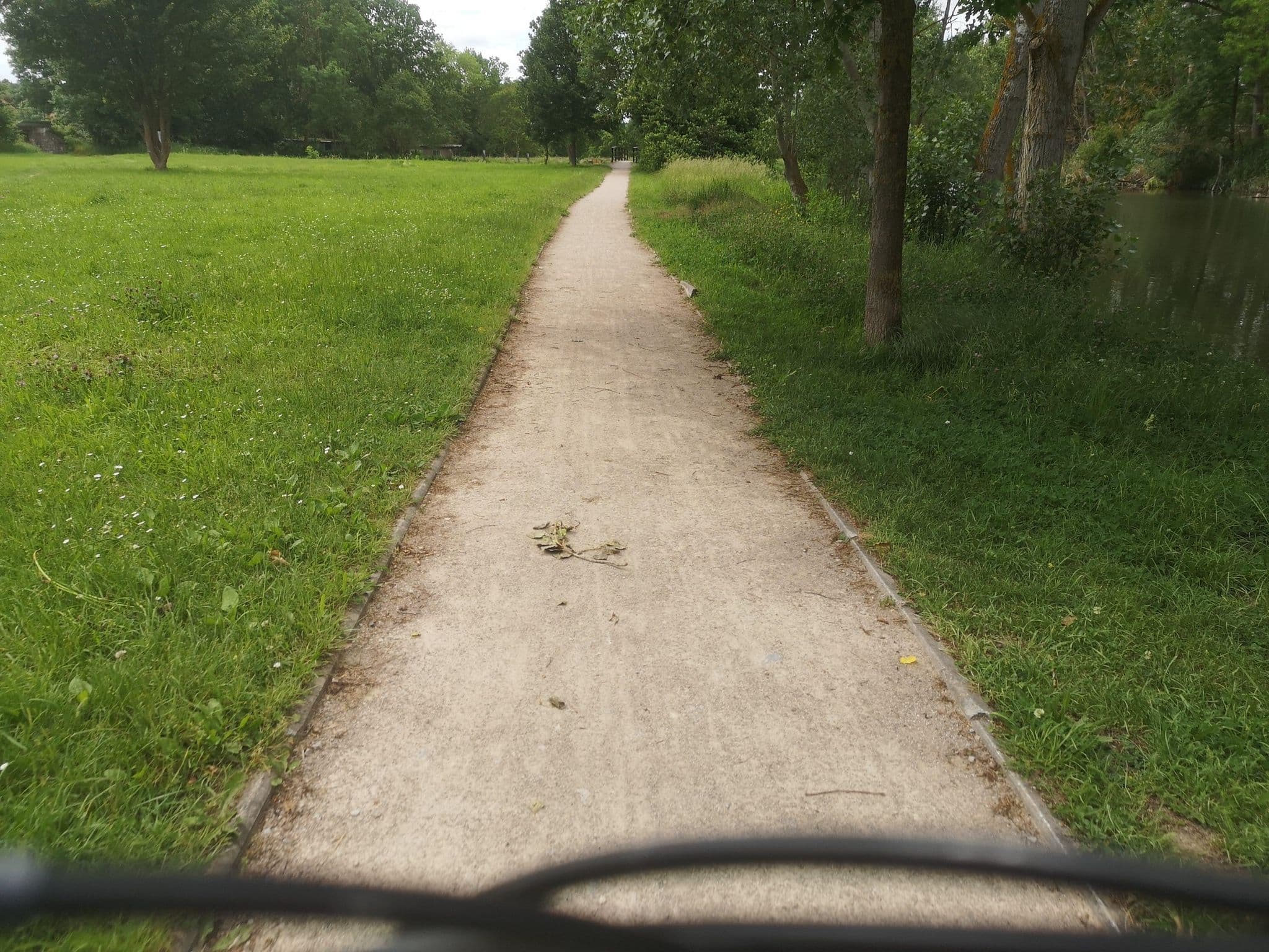 Street view near Freizeit- und Tourismusverein Balgstädt, Freyburg — © RU3 (CC BY-SA · Mapillary)