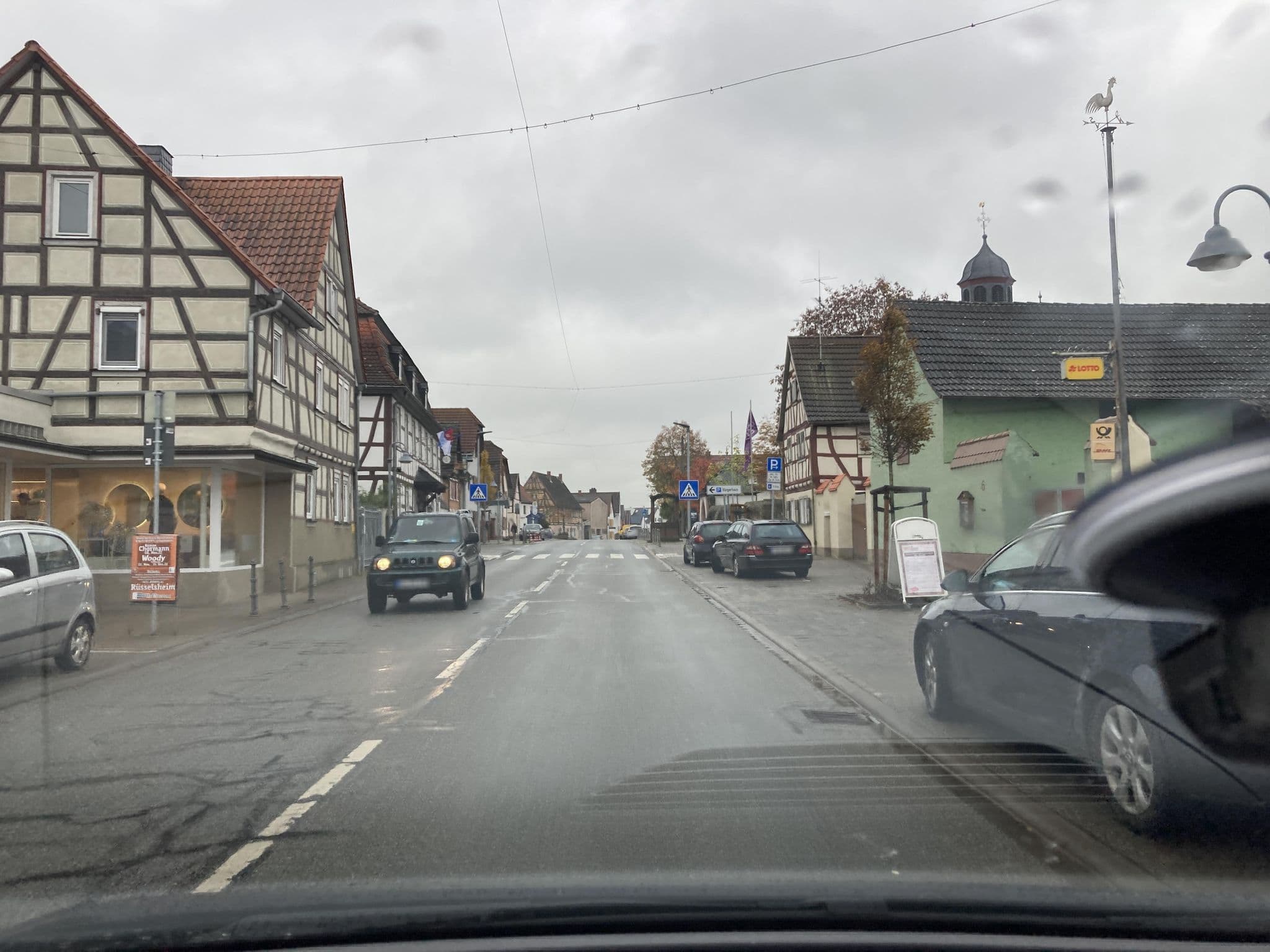 Street view near Pension Katharina, Ginsheim-Gustavsburg — © robffm (CC BY-SA · Mapillary)