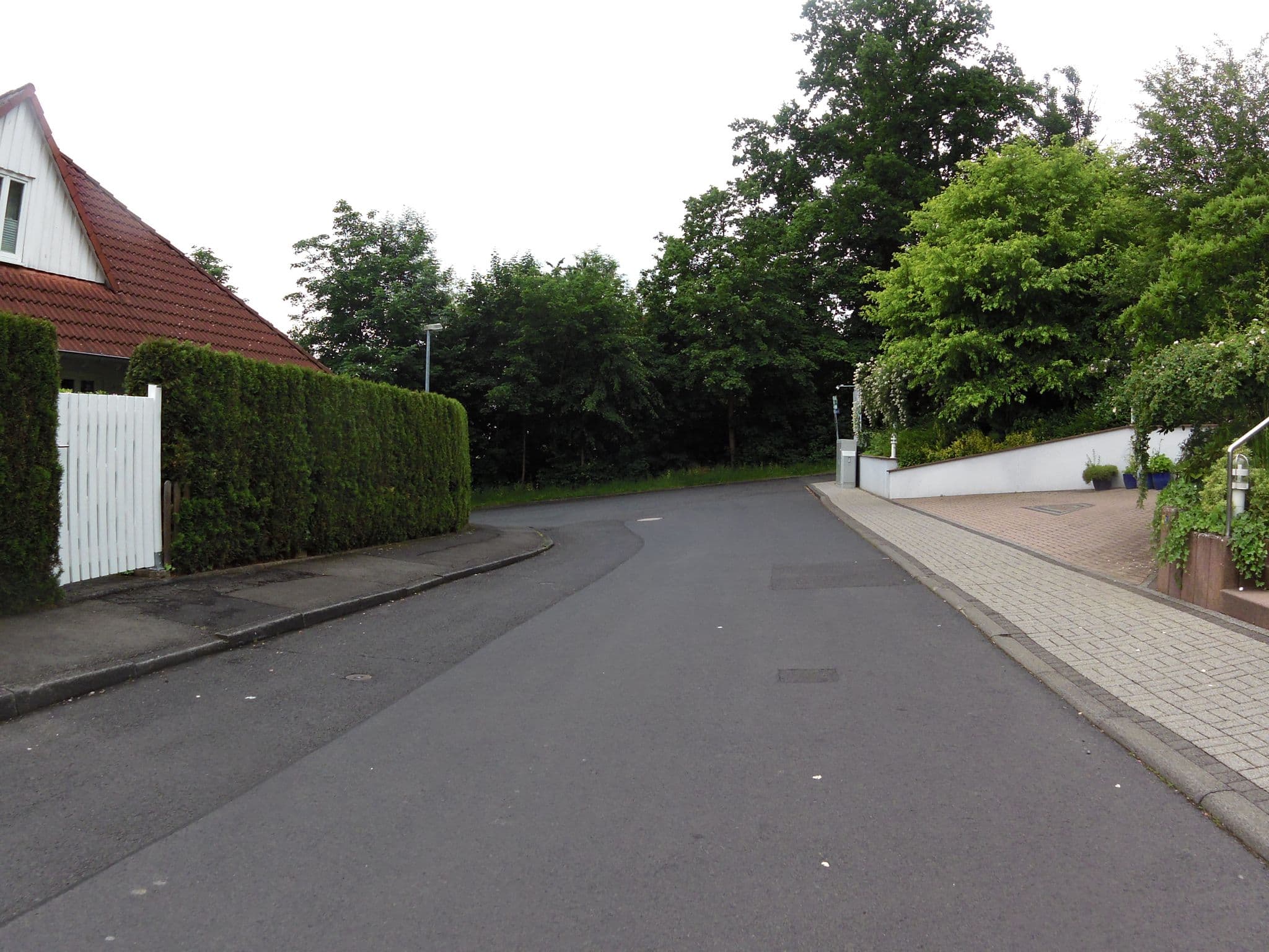 Street view near Hotelpension Vitalis, Bad Hersfeld — © zoegglmeyr1 (CC BY-SA · Mapillary)