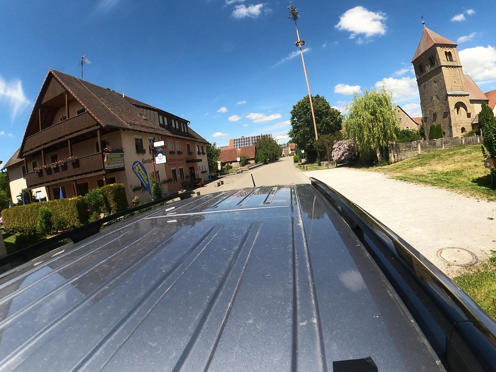 Street view near Zur frohen Einkehr, Uffenheim — © Mobilitaetswerk (CC BY-SA · Mapillary)