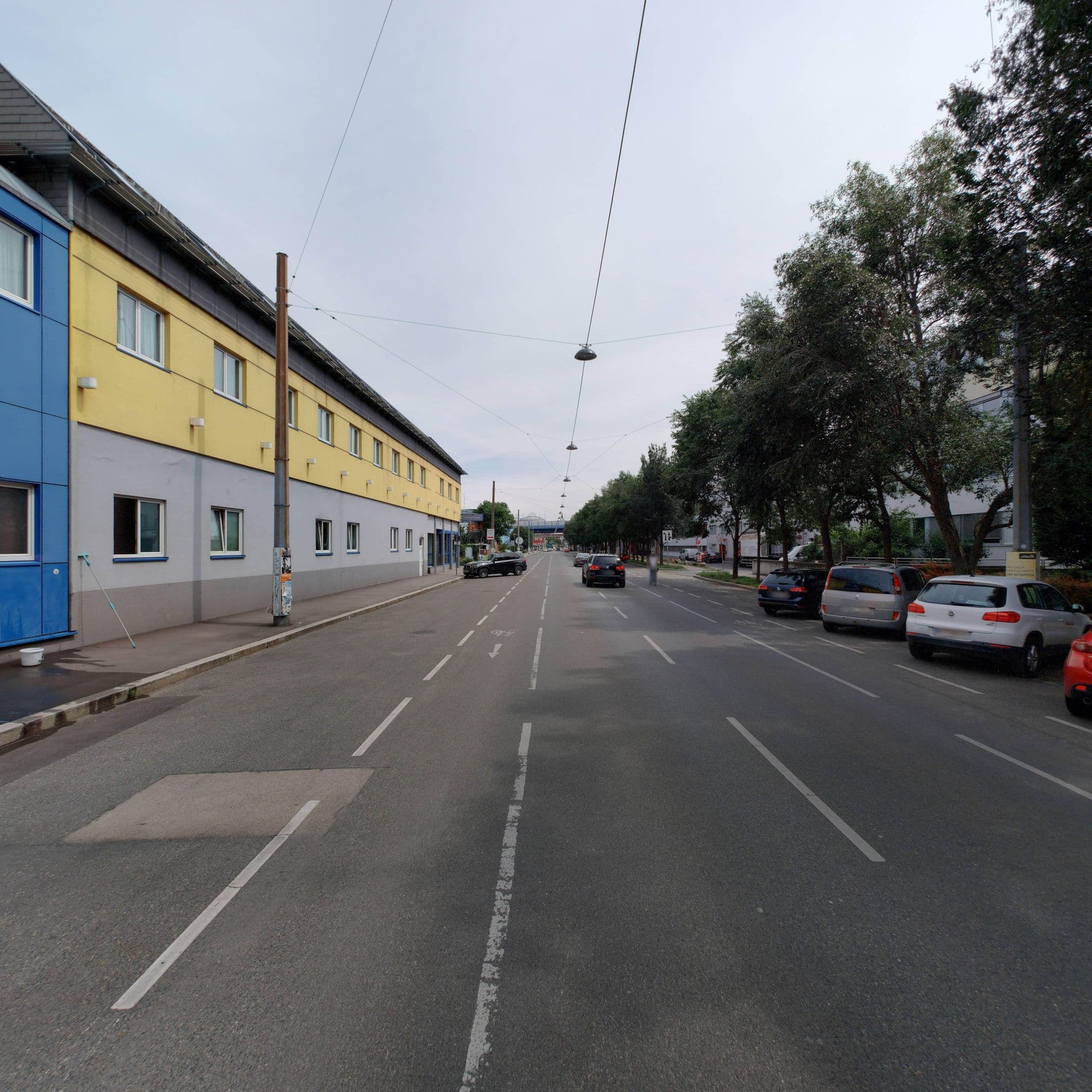 Street view near Vienna Sporthotel, Landstraße — © eliasgander (CC BY-SA · Mapillary)