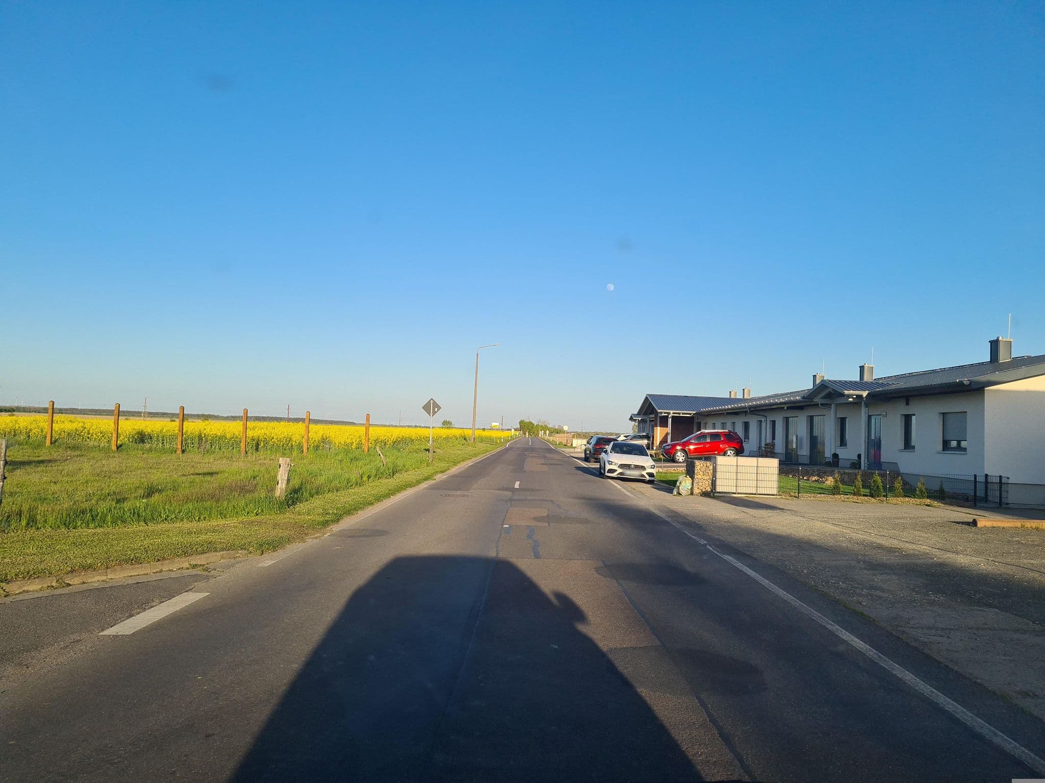 Street view near Fläming Pension Oehna, Niedergörsdorf — © dsmm (CC BY-SA · Mapillary)