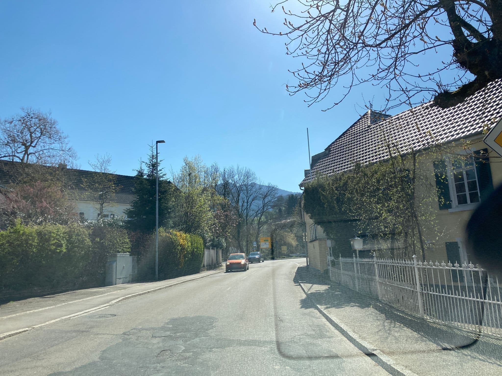 Street view near Gasthaus Warteck, Müllheim — © tasmaniadevil (CC BY-SA · Mapillary)