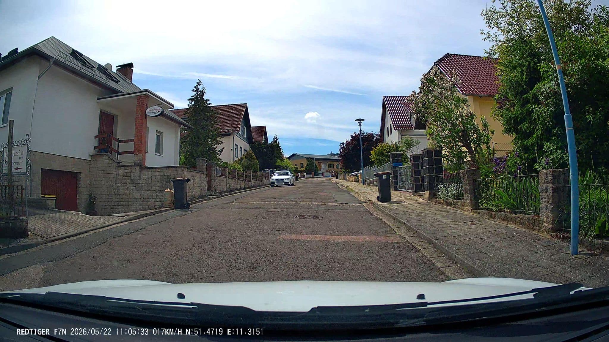 Street view near Hotel-Pension Am Rosarium, Sangerhausen — © user_msh (CC BY-SA · Mapillary)