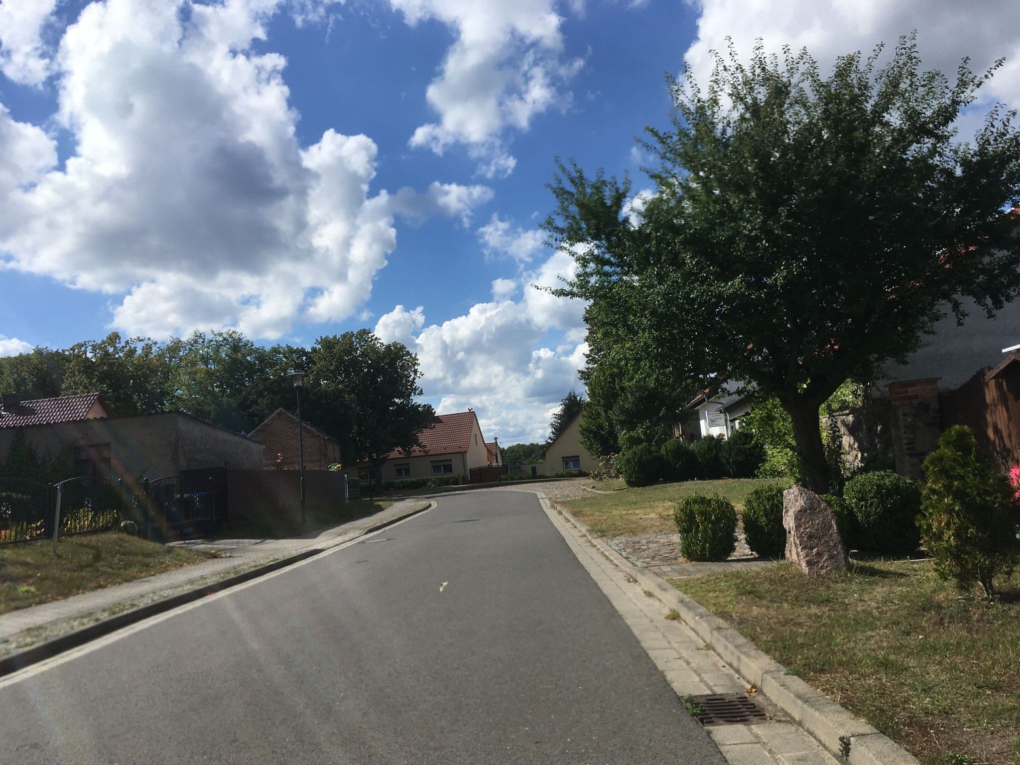 Street view near Haus Lindenstraße, Angermünde — © carlheinz (CC BY-SA · Mapillary)
