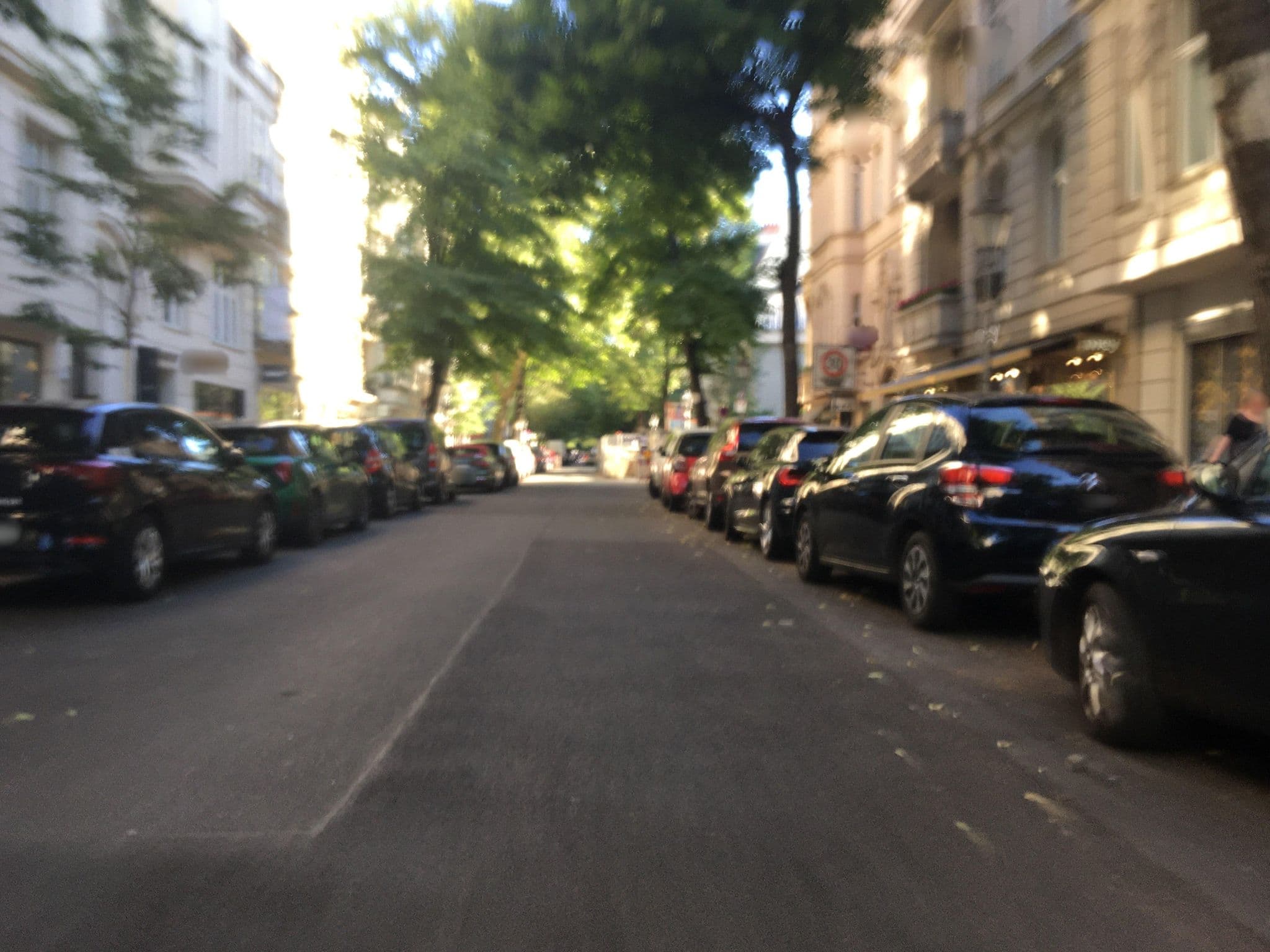 Street view near Hotel Pension Fasanen Haus, Schöneberg — © carlheinz (CC BY-SA · Mapillary)