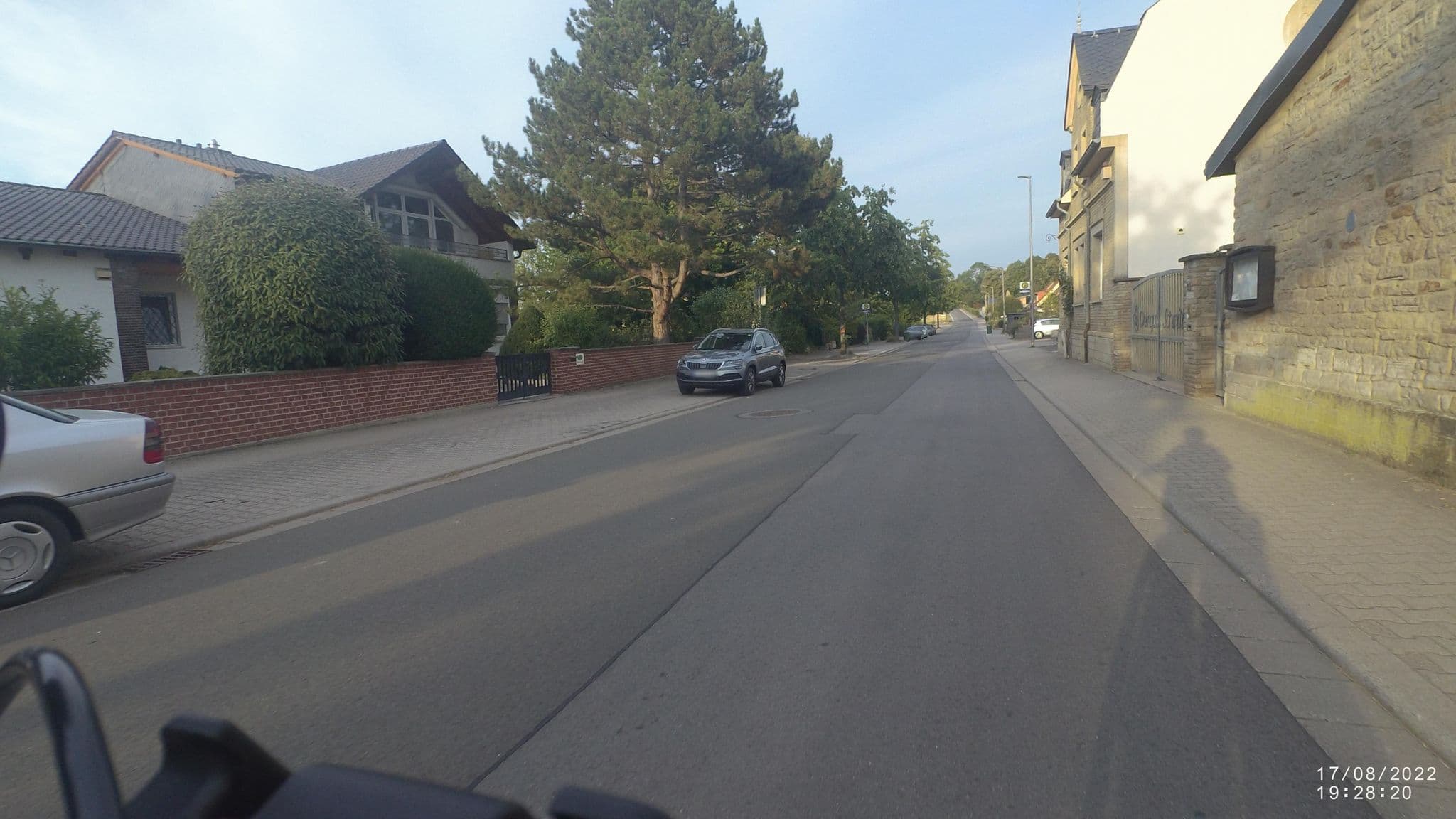 Street view near Liebfrauenstiftshof, Wallertheim — © VIA_CH (CC BY-SA · Mapillary)