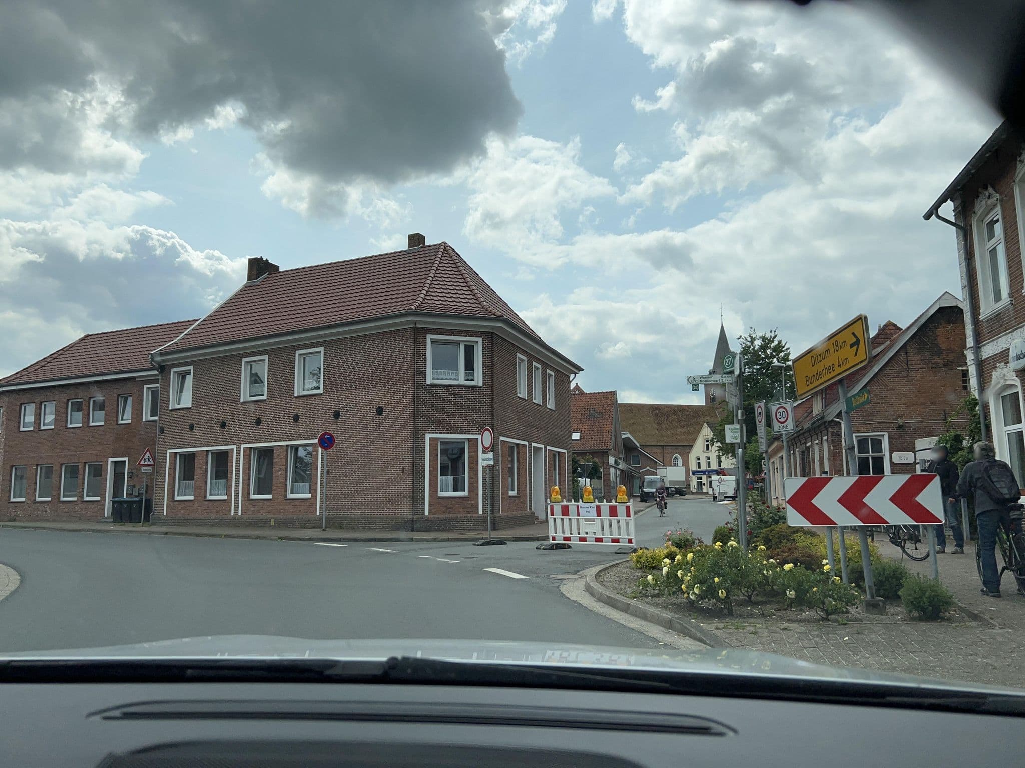Street view near Adria, Weener — © cAble_Guy (CC BY-SA · Mapillary)