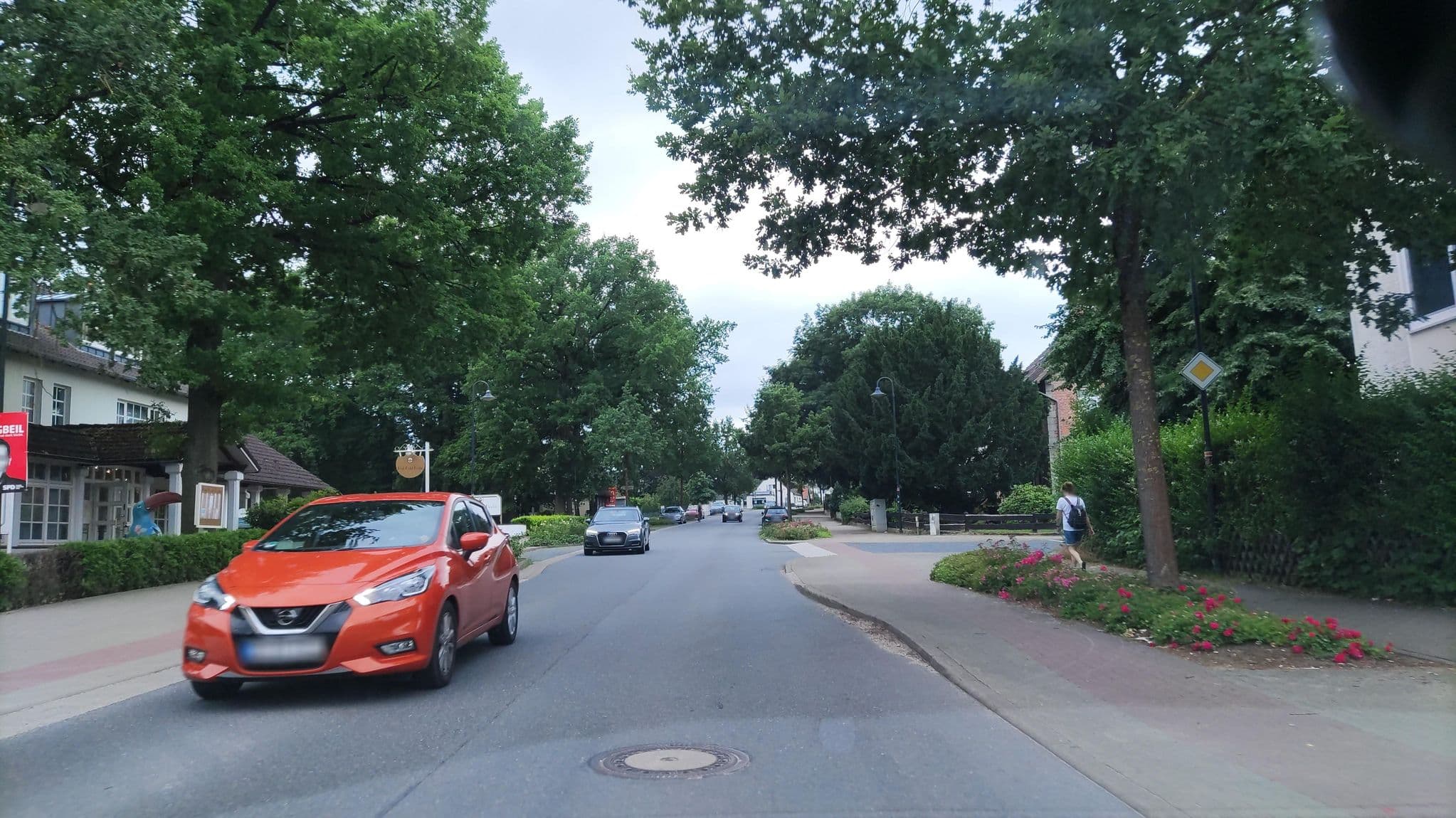 Street view near Park Hotel Berlin, Bad Fallingbostel — © hotteliene (CC BY-SA · Mapillary)