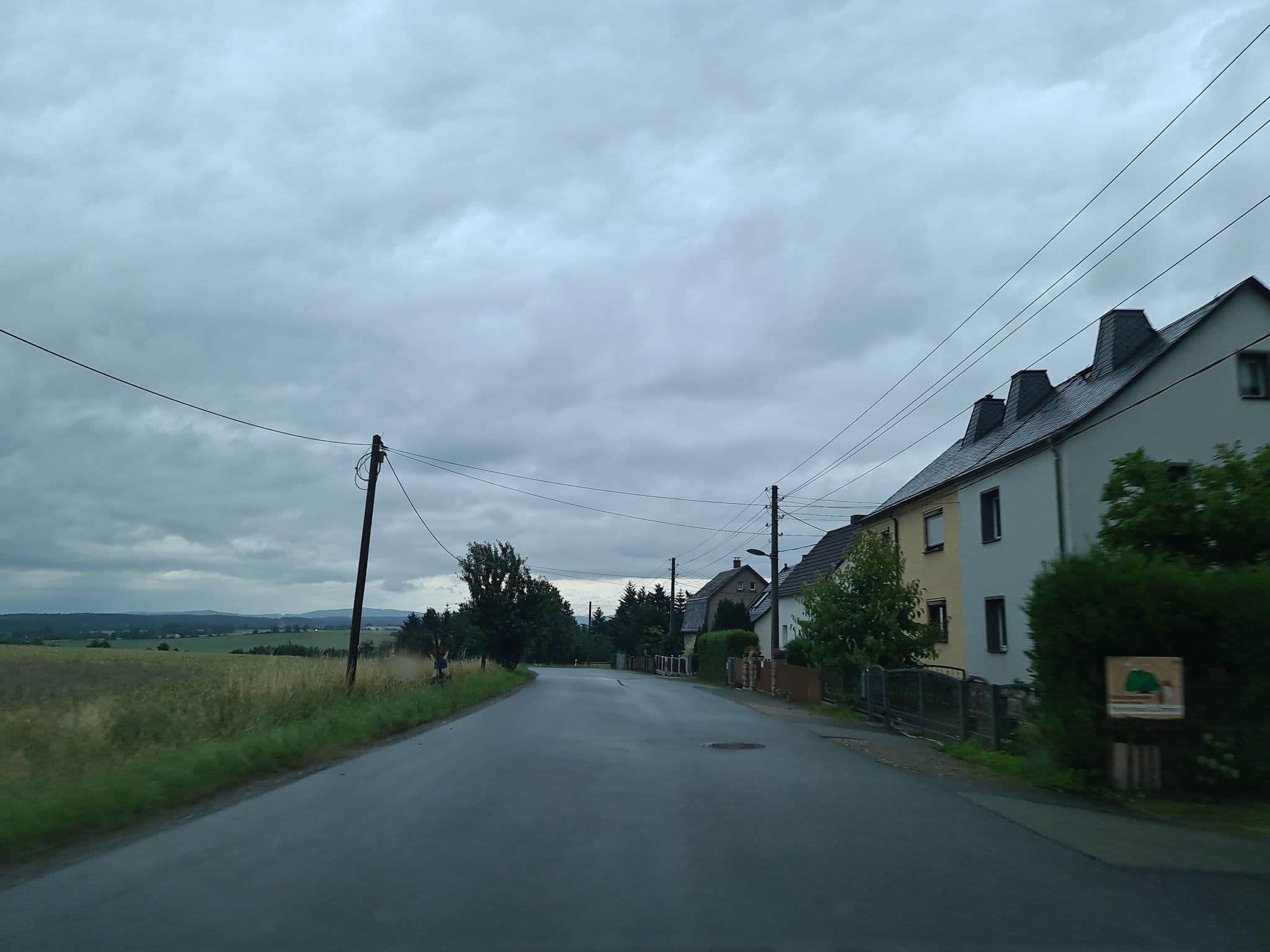 Street view near Flechsig Hanna Ferienhaus, Zimmer, Treuen — © canislupus (CC BY-SA · Mapillary)