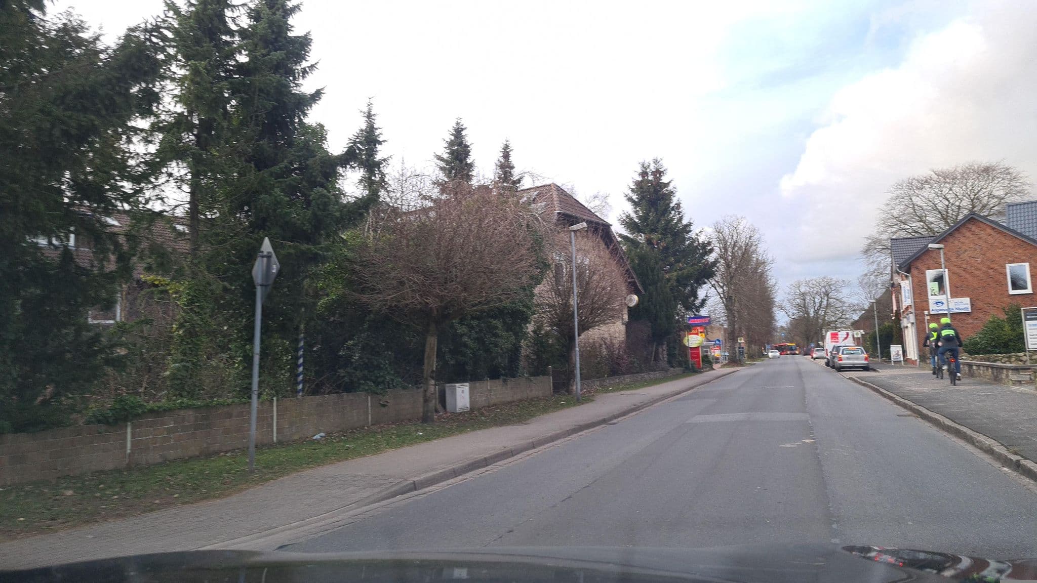Street view near Das Romantische Landhaus, Kropp — © OPloen (CC BY-SA · Mapillary)