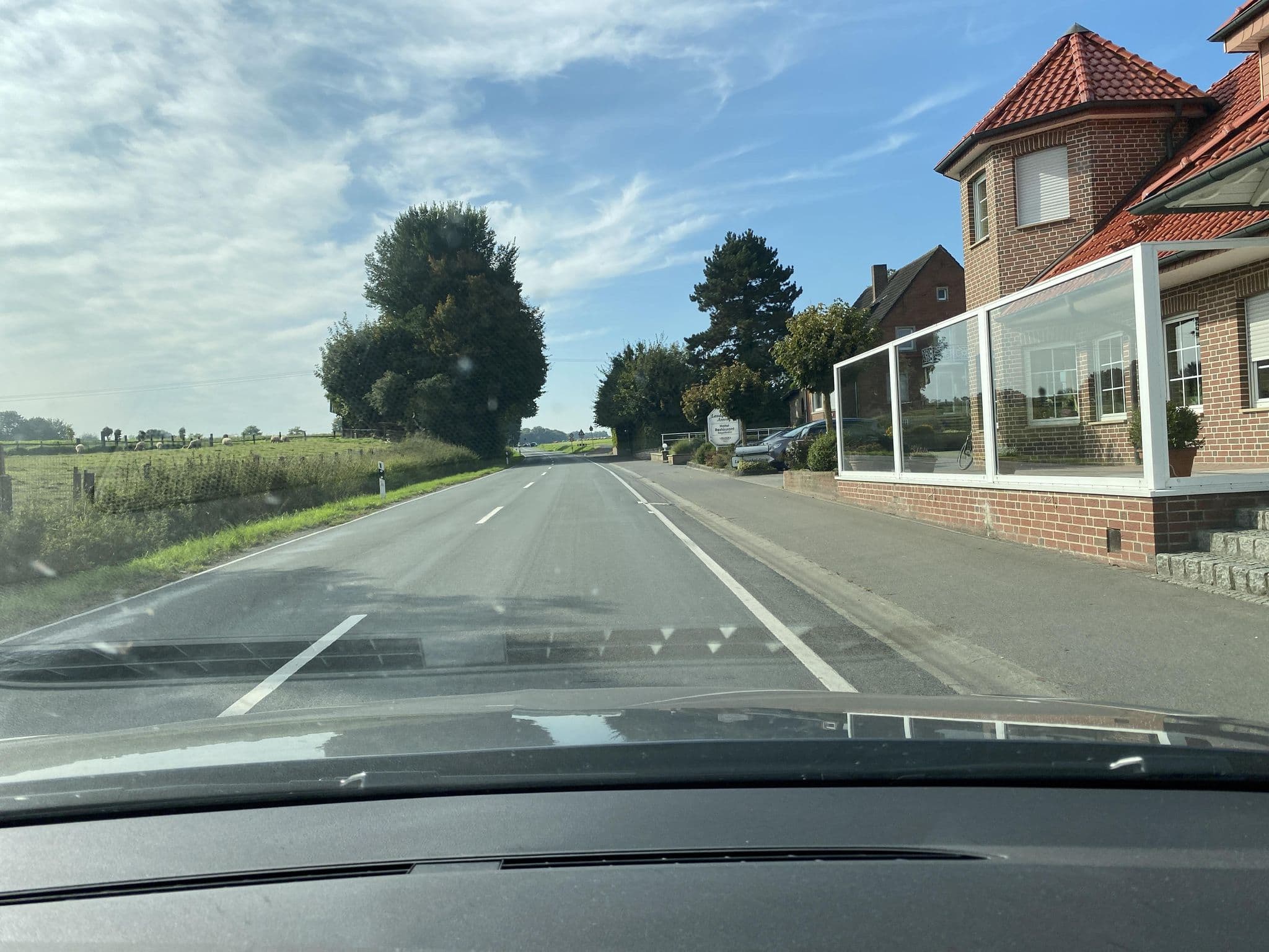 Street view near Landgasthaus Arning, Nottuln — © heetENkoel (CC BY-SA · Mapillary)