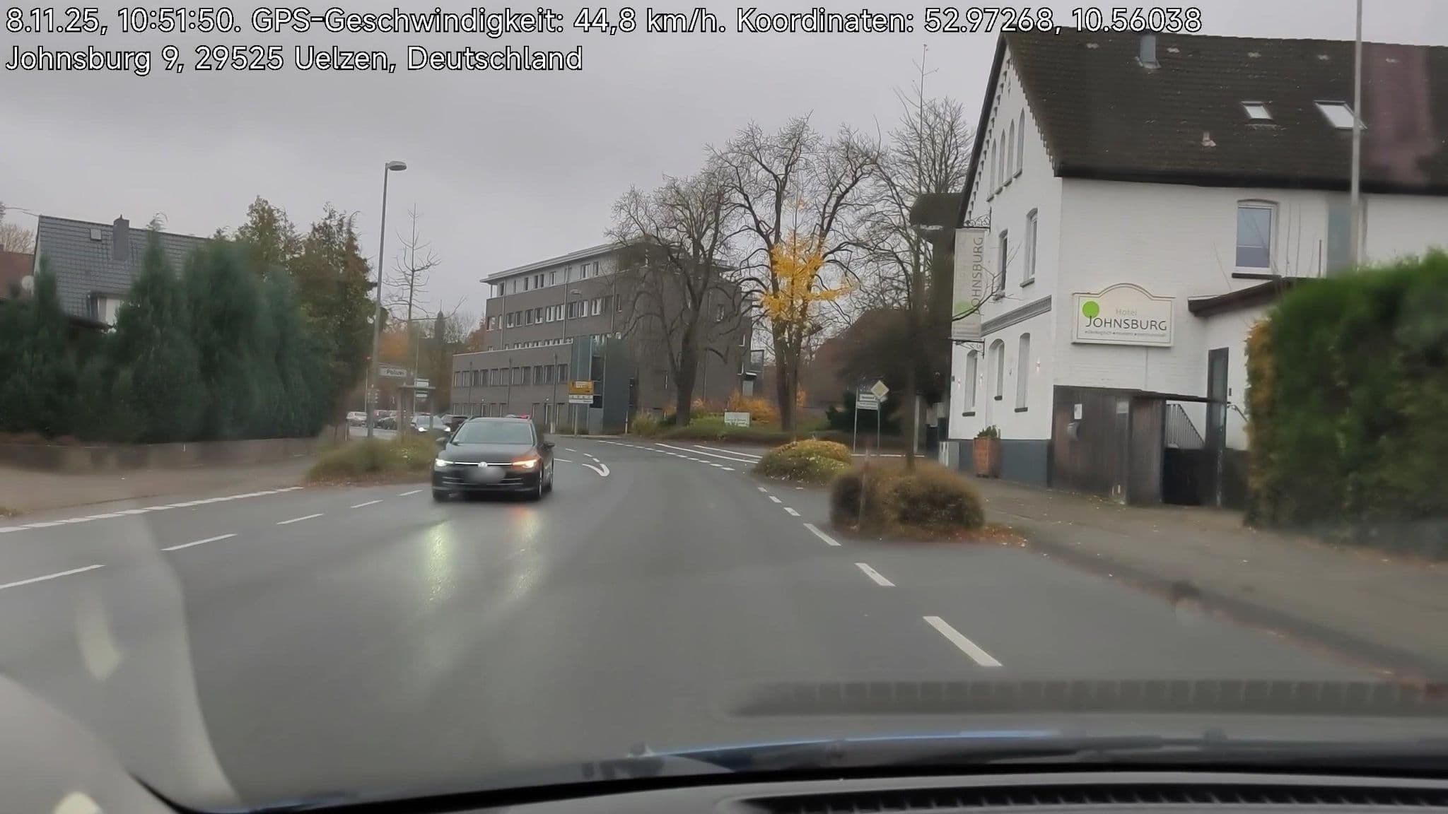 Street view near Hotel Johnsburg, Uelzen — © hotteliene (CC BY-SA · Mapillary)
