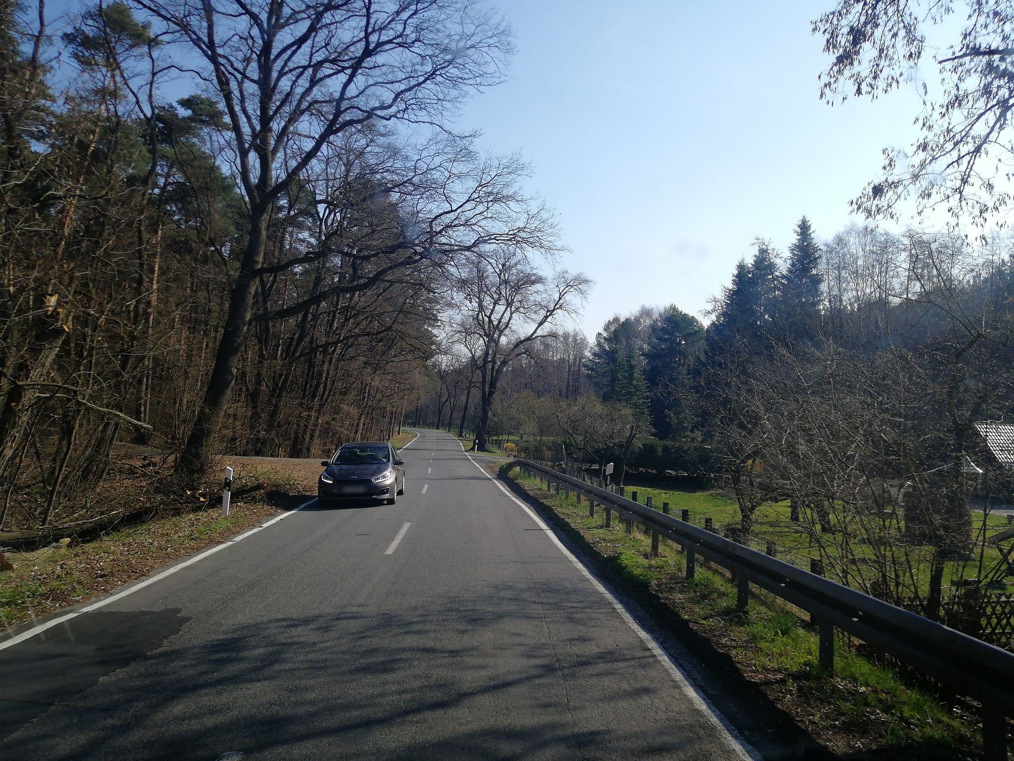 Street view near Gaststätte am Forsthaus/Pension, Crinitz — © baldur80 (CC BY-SA · Mapillary)