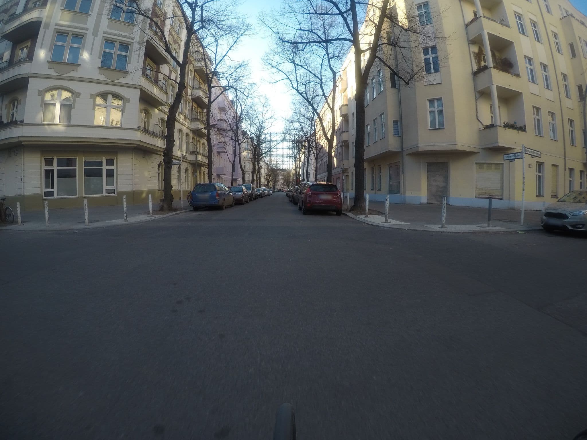Street view near Visage Appart, Schöneberg — © kartonage (CC BY-SA · Mapillary)