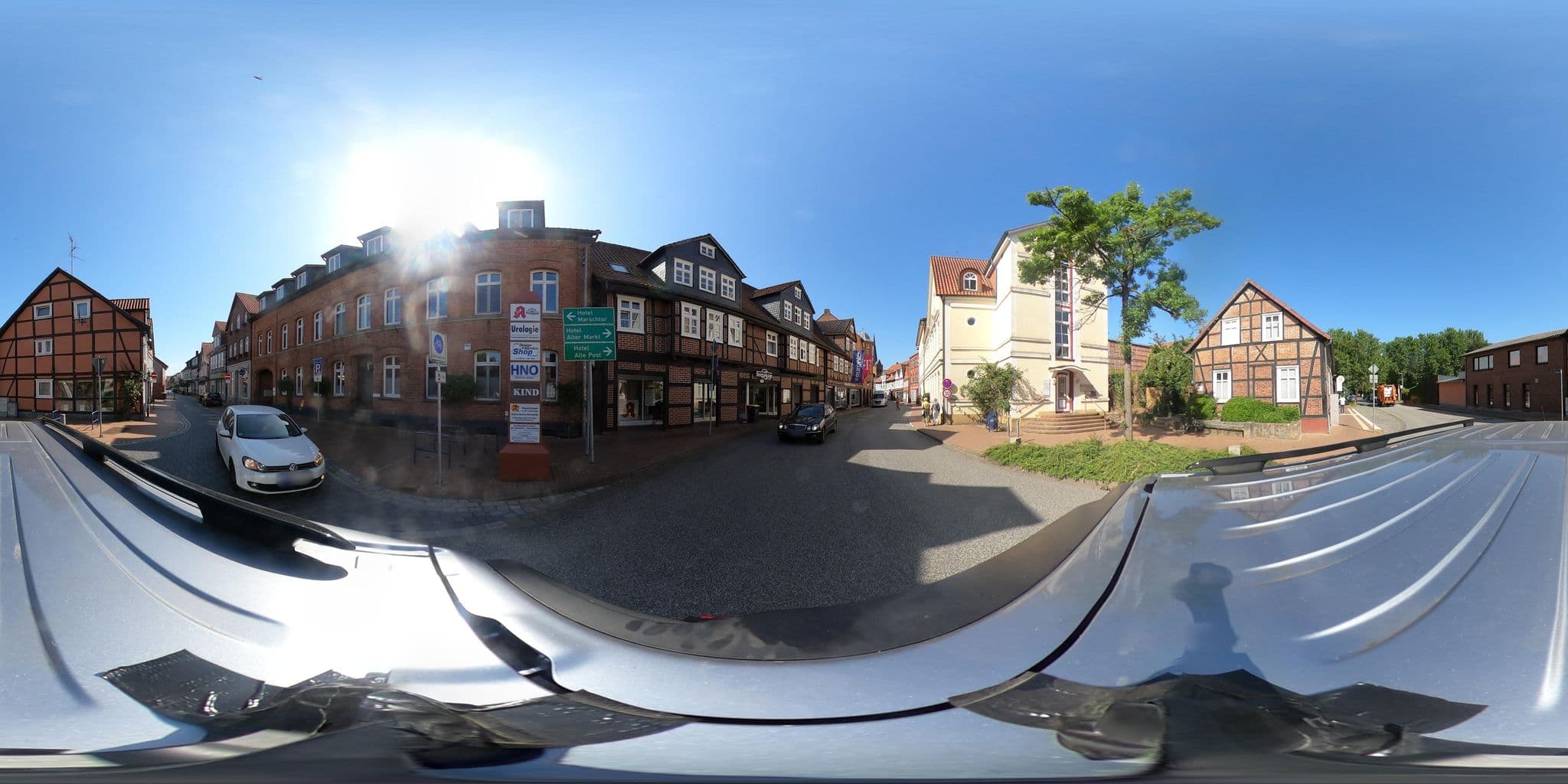 Street view near Hotel Marschtor Garni, Dannenberg — © Mobilitaetswerk (CC BY-SA · Mapillary)