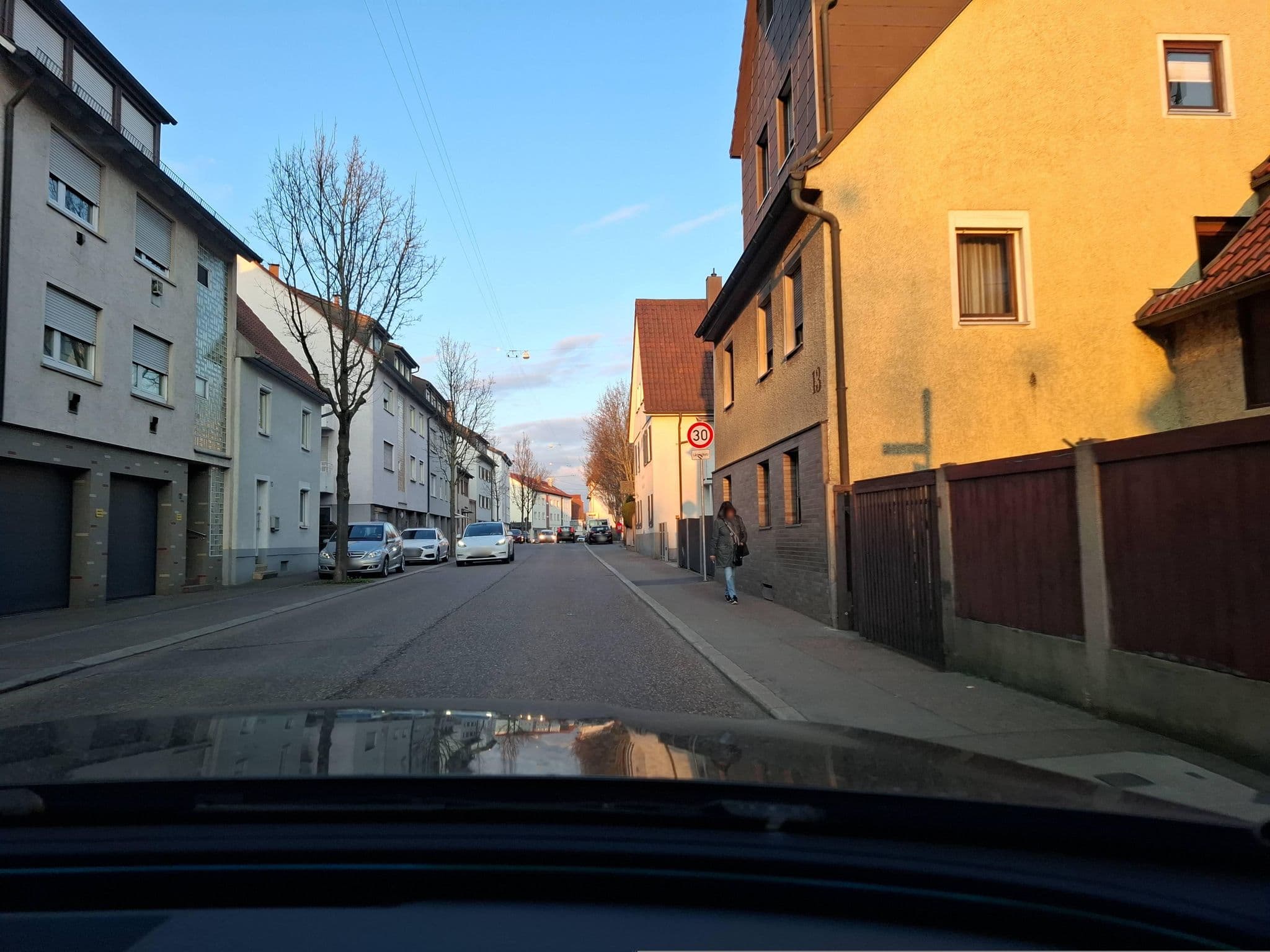 Street view near Hotel am Kappelberg, Fellbach — © bct (CC BY-SA · Mapillary)