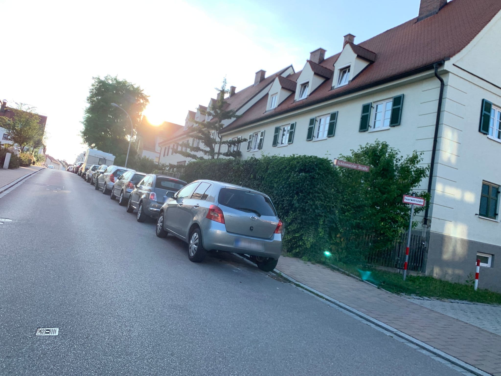 Street view near Hotel Corbin, Freising — © zora (CC BY-SA · Mapillary)