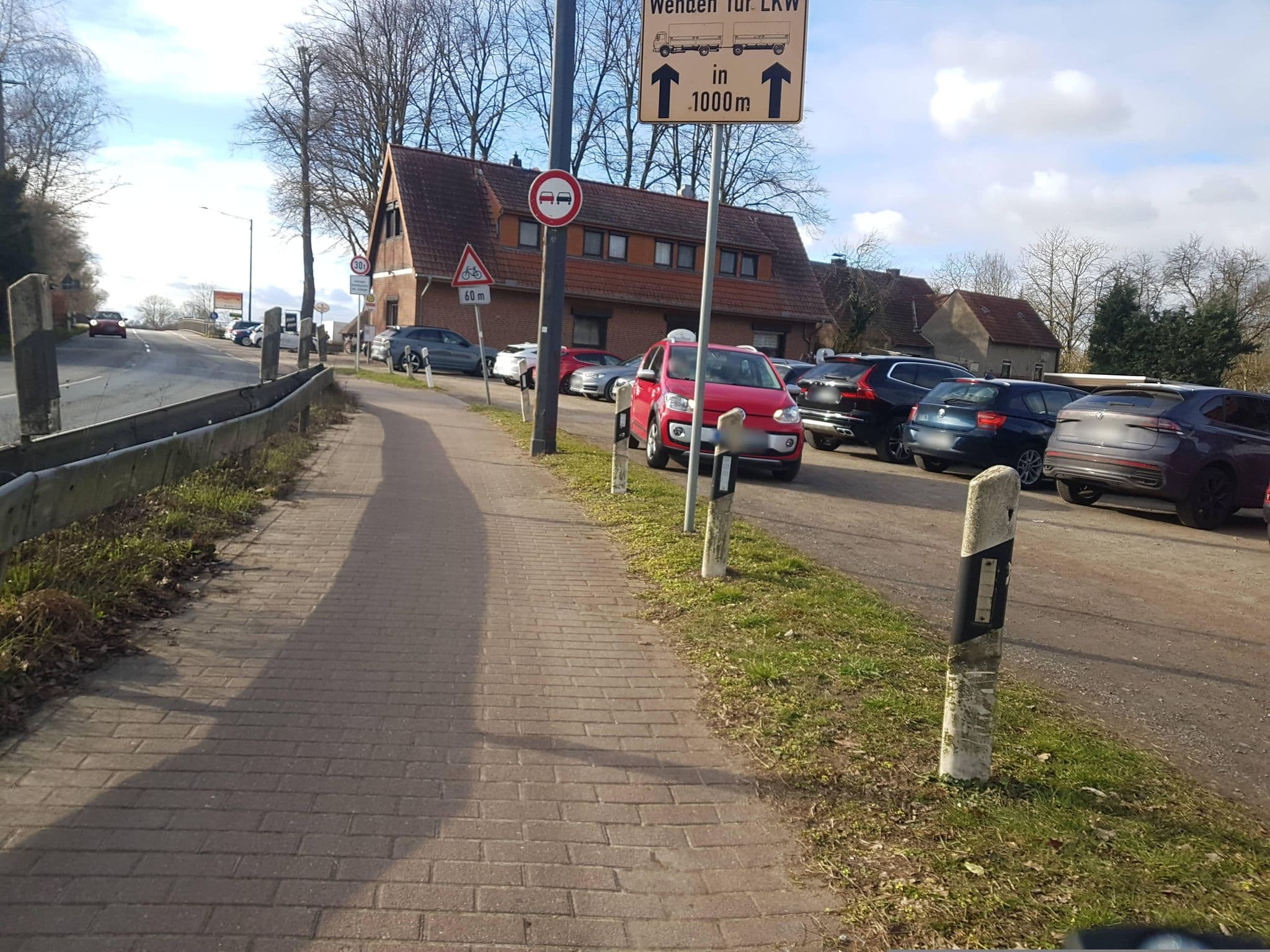 Street view near Spille Strom, Delmenhorst — © hubert87 (CC BY-SA · Mapillary)