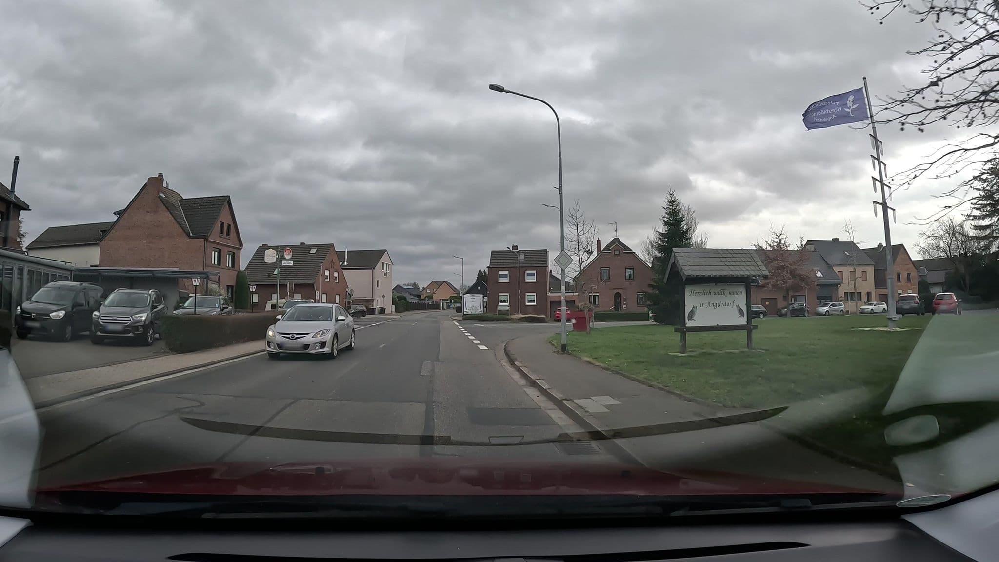 Street view near Hotel Haus Hubertus, Elsdorf — © hirschkauz (CC BY-SA · Mapillary)