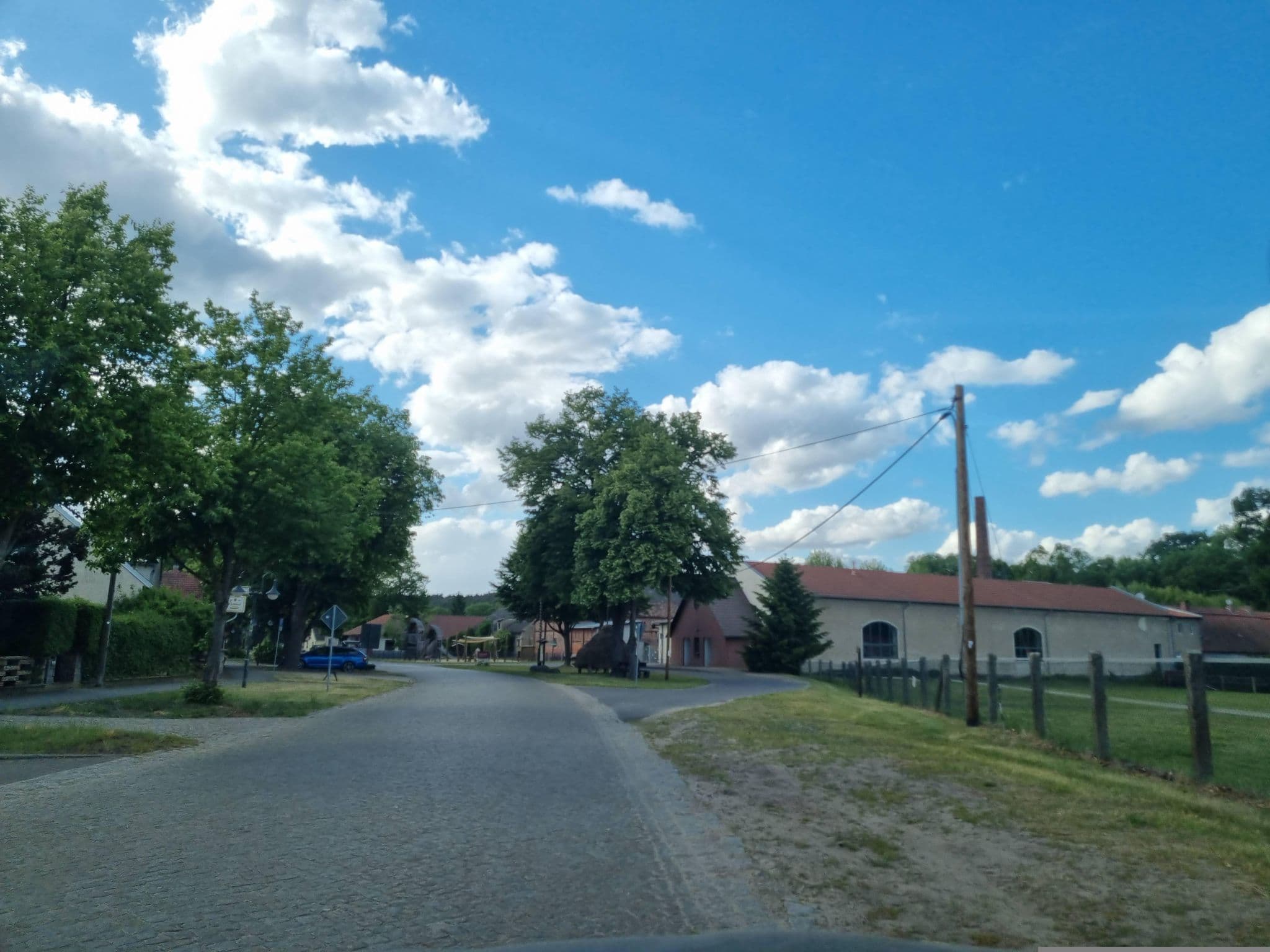 Street view near Gasthaus und Pension Wolfgang Döriing, Tauche — © dsmm (CC BY-SA · Mapillary)